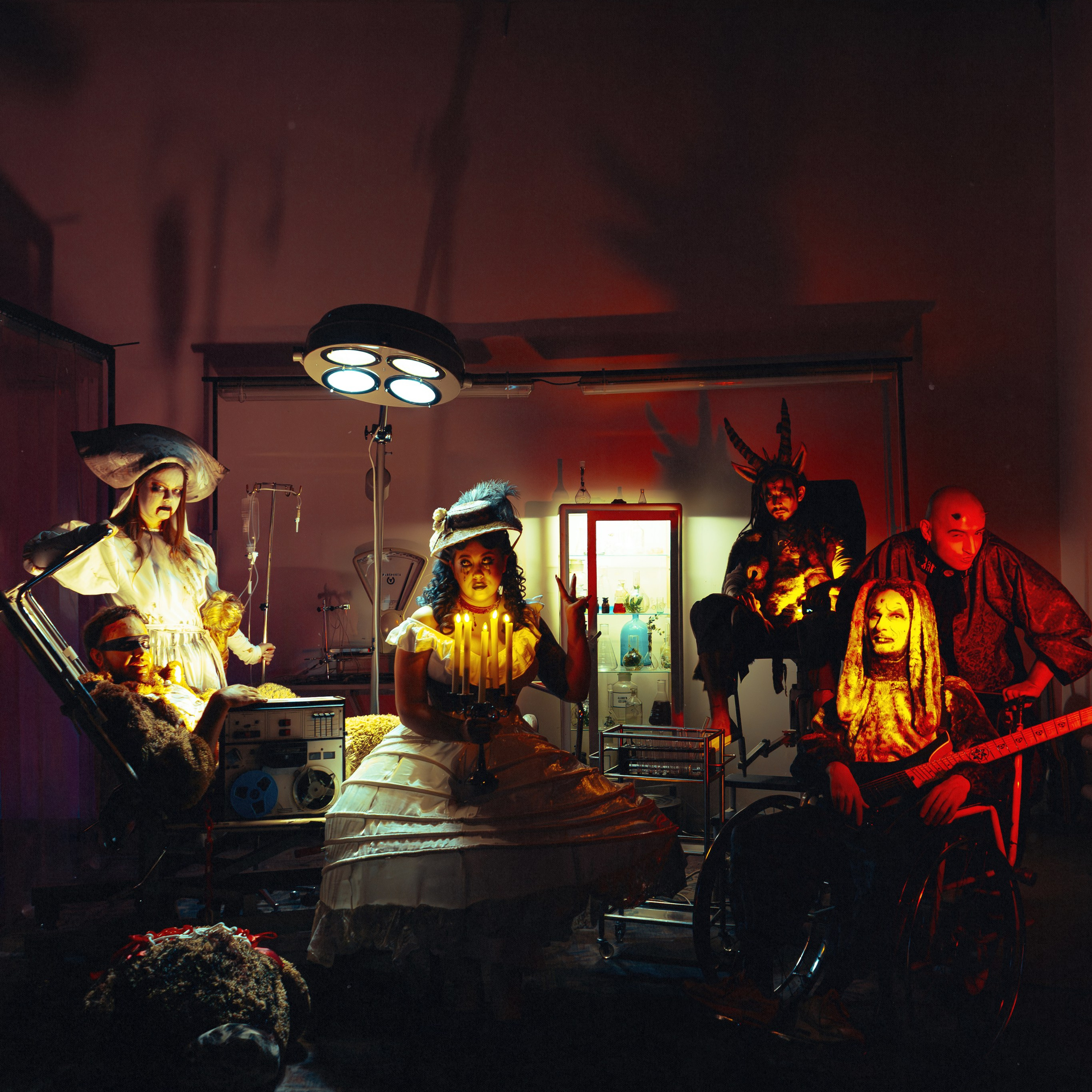 ГРУППА «ЭЛЕКТРОСЛАБОСТЬ»