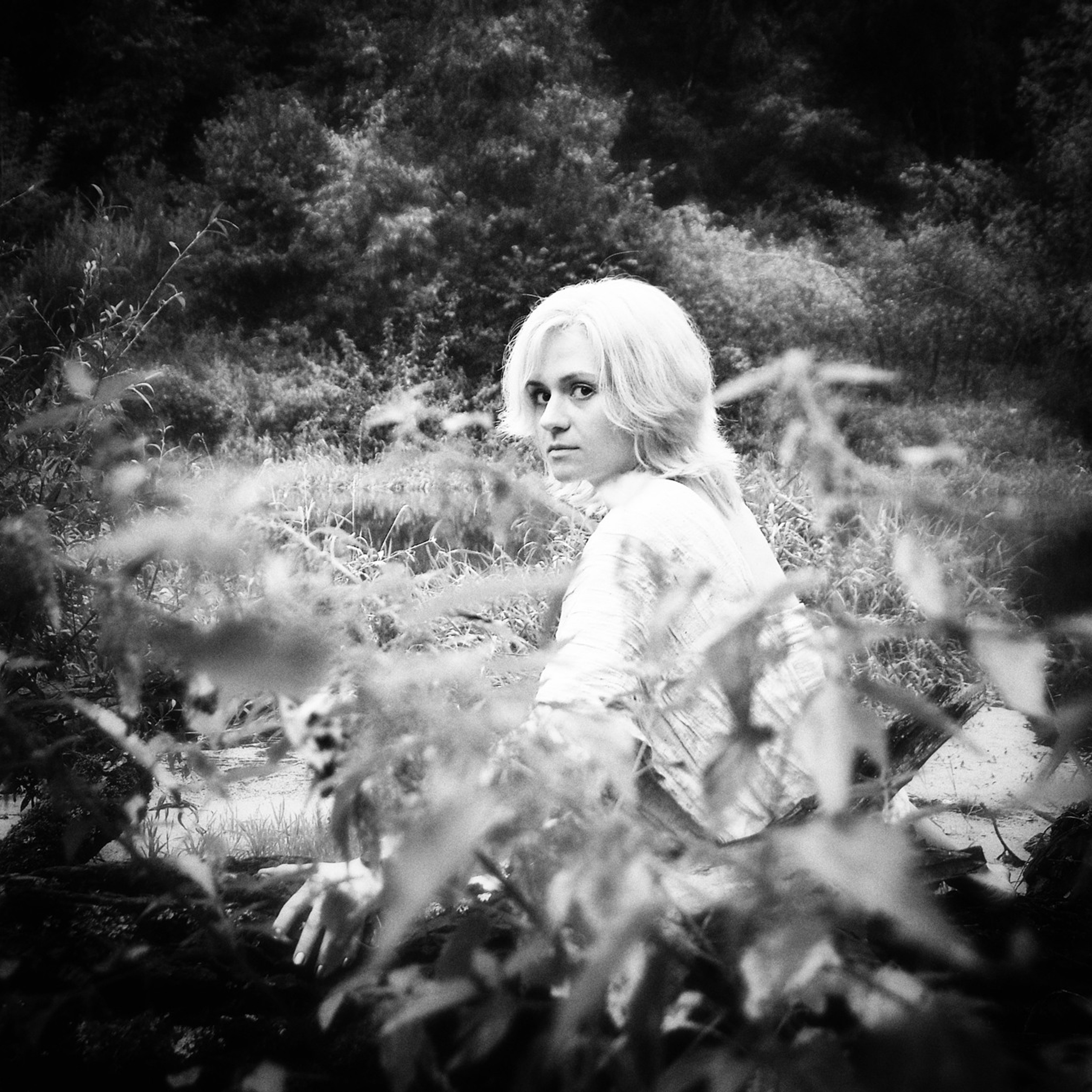 На реке, на Истре. Сплошной артхаус.