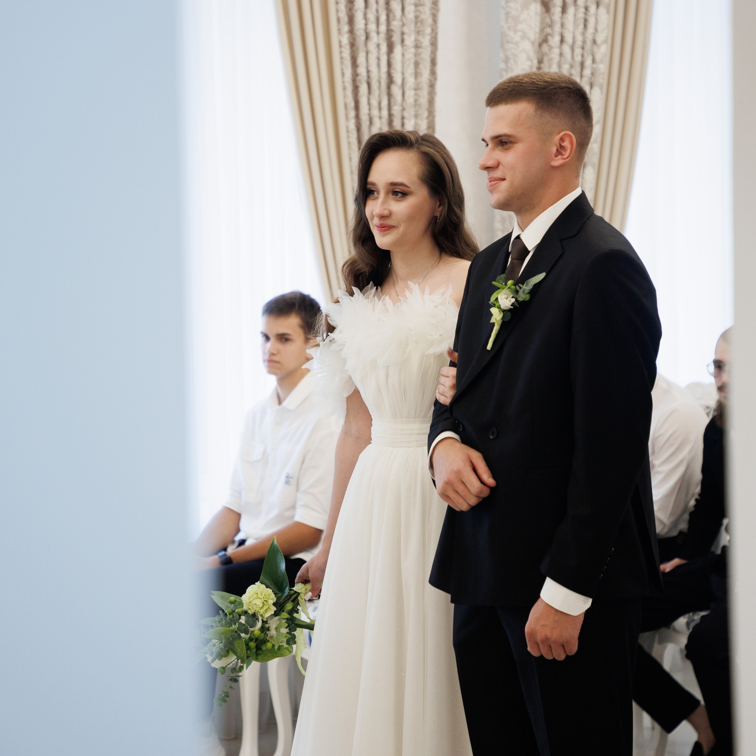 Сентябрь 2025, Белый лис, Выкса