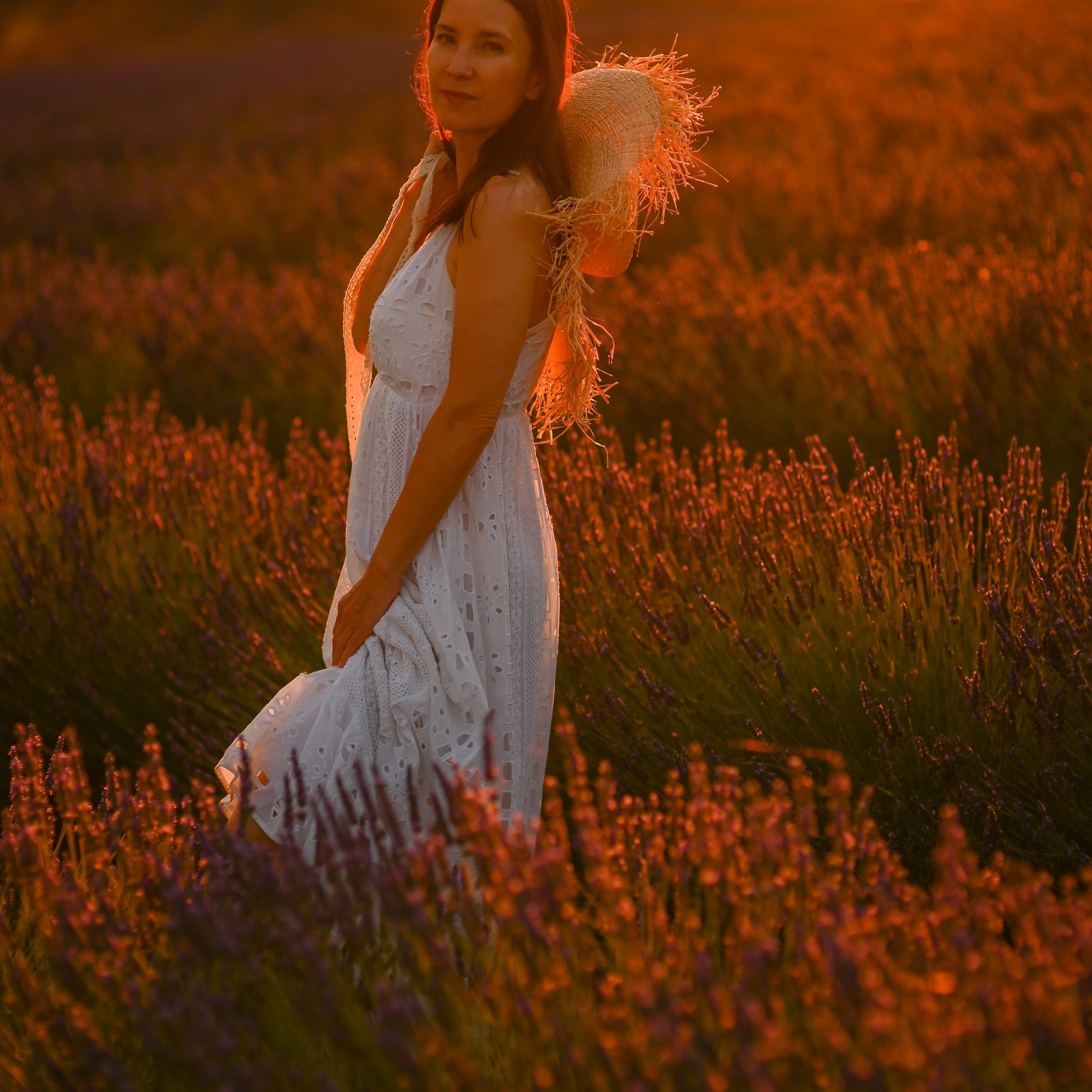 Feed back. Photographer in Provence Julia Lipiainen