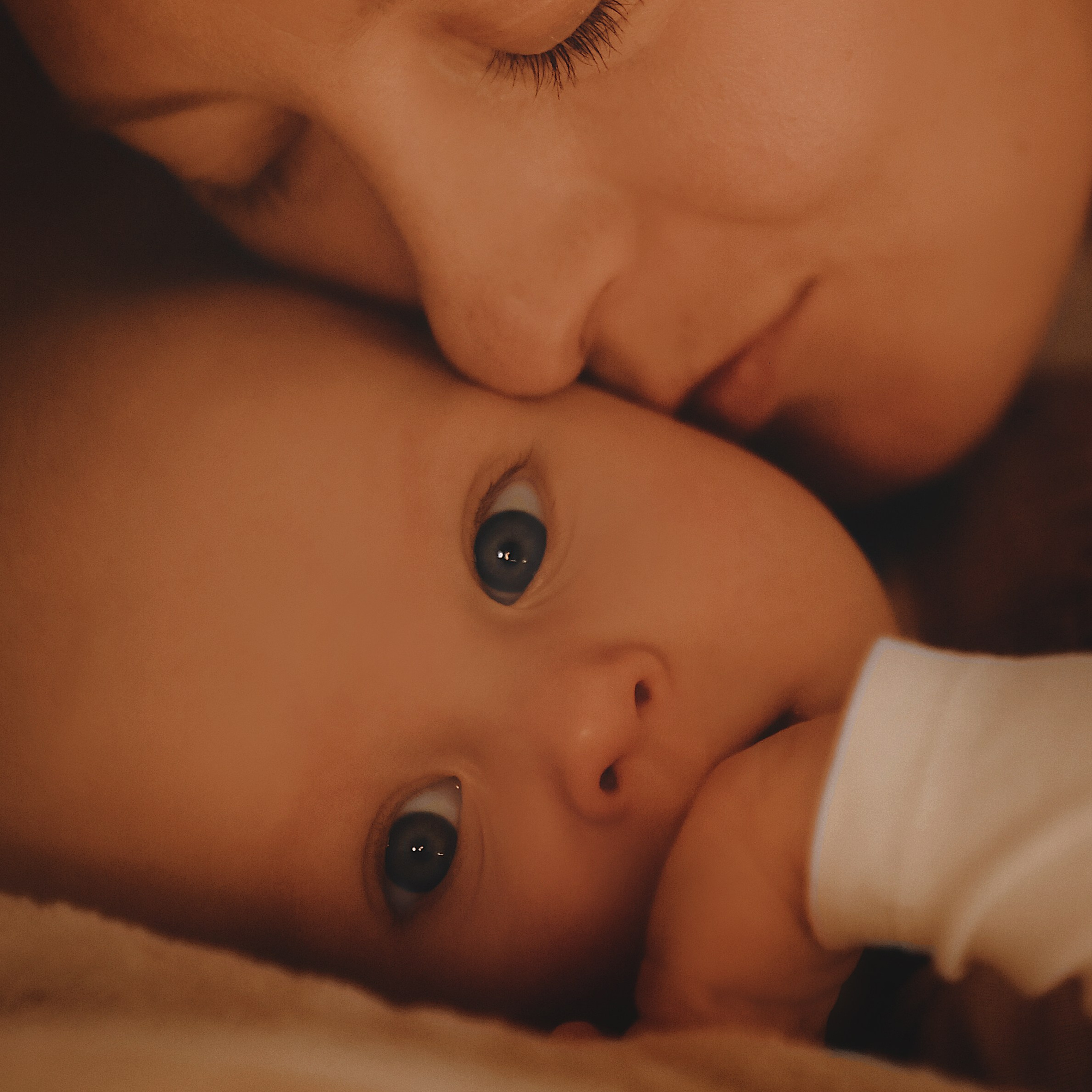 Feed back. Photographer in Provence Julia Lipiainen