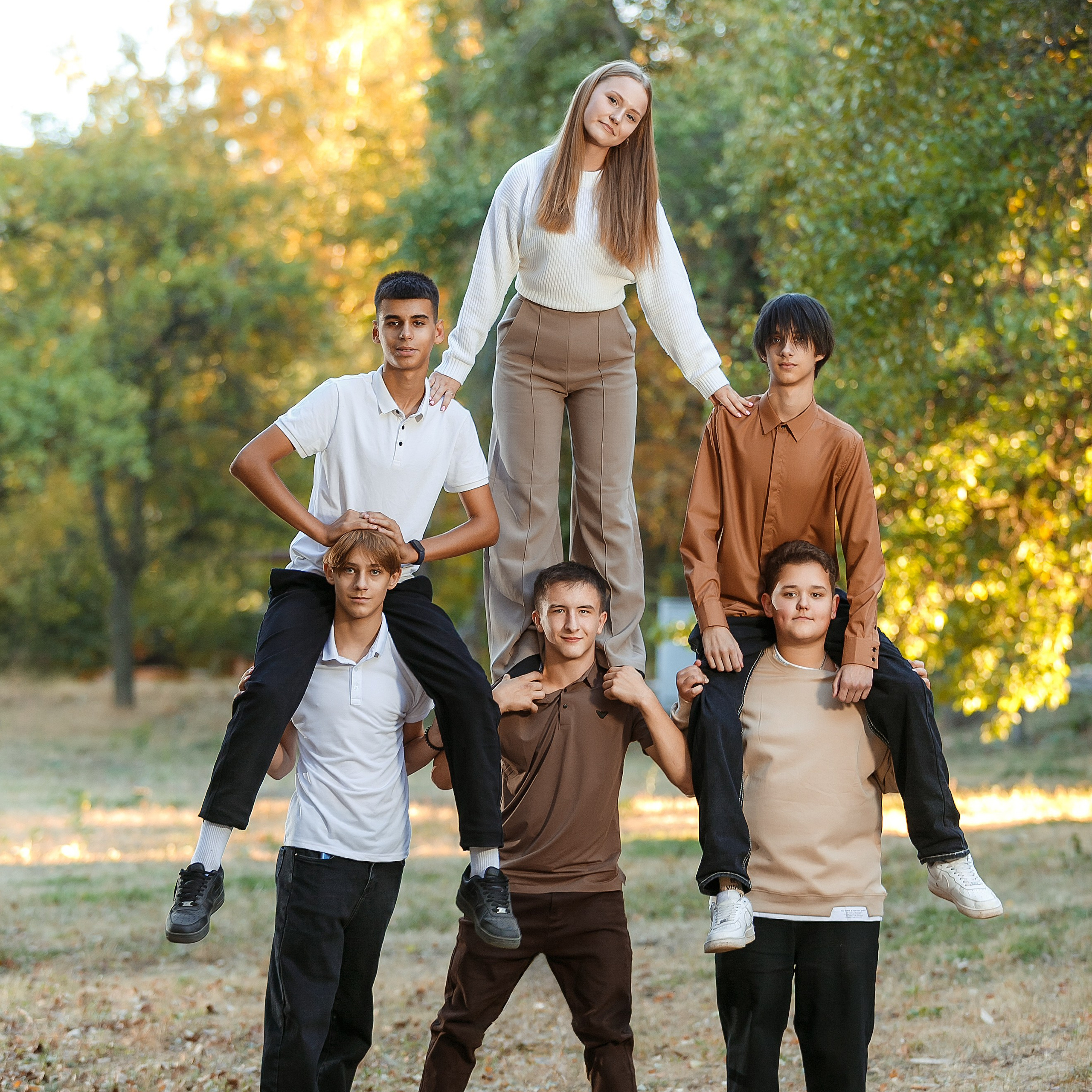 Выпускные альбомы в Донецке и ДНР. Фотограф Донецк и ДНР