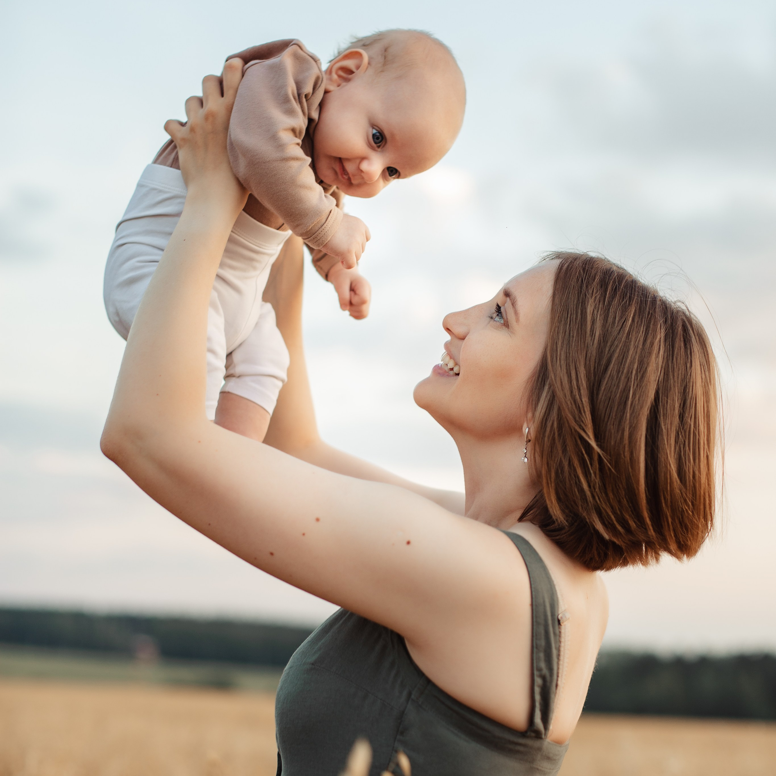 Семейная фотосессия в поле