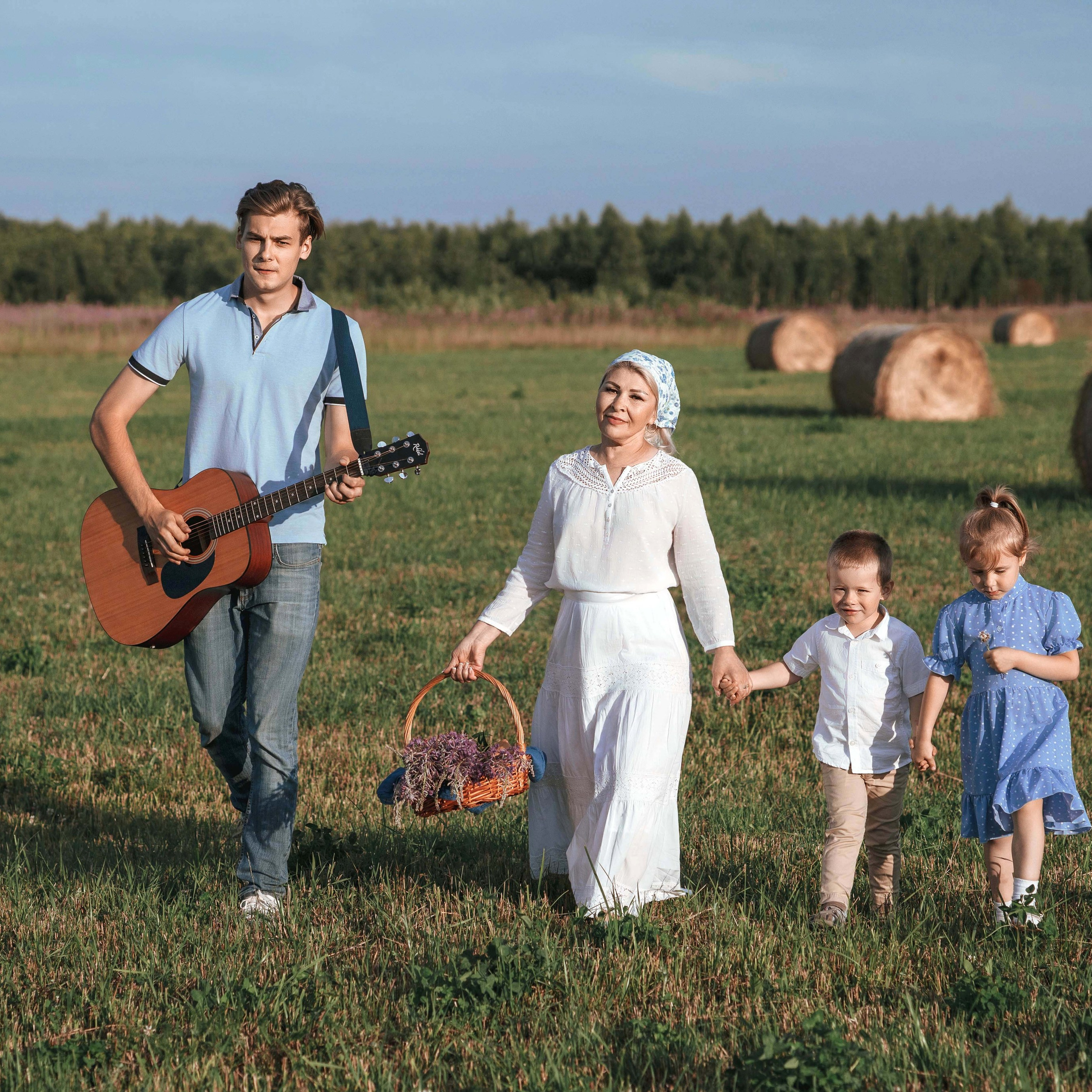 Прогулка в поле