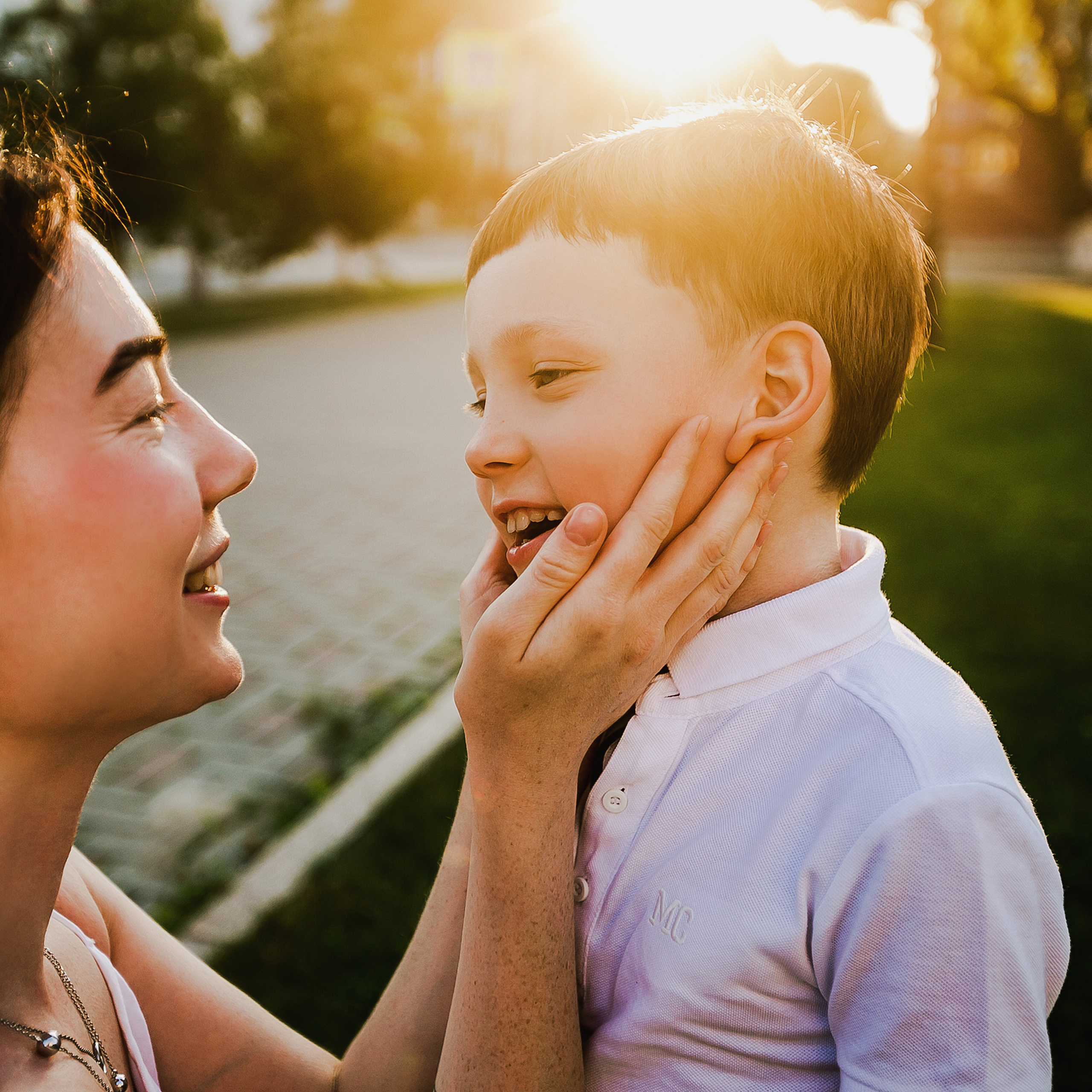 Макар и мама.