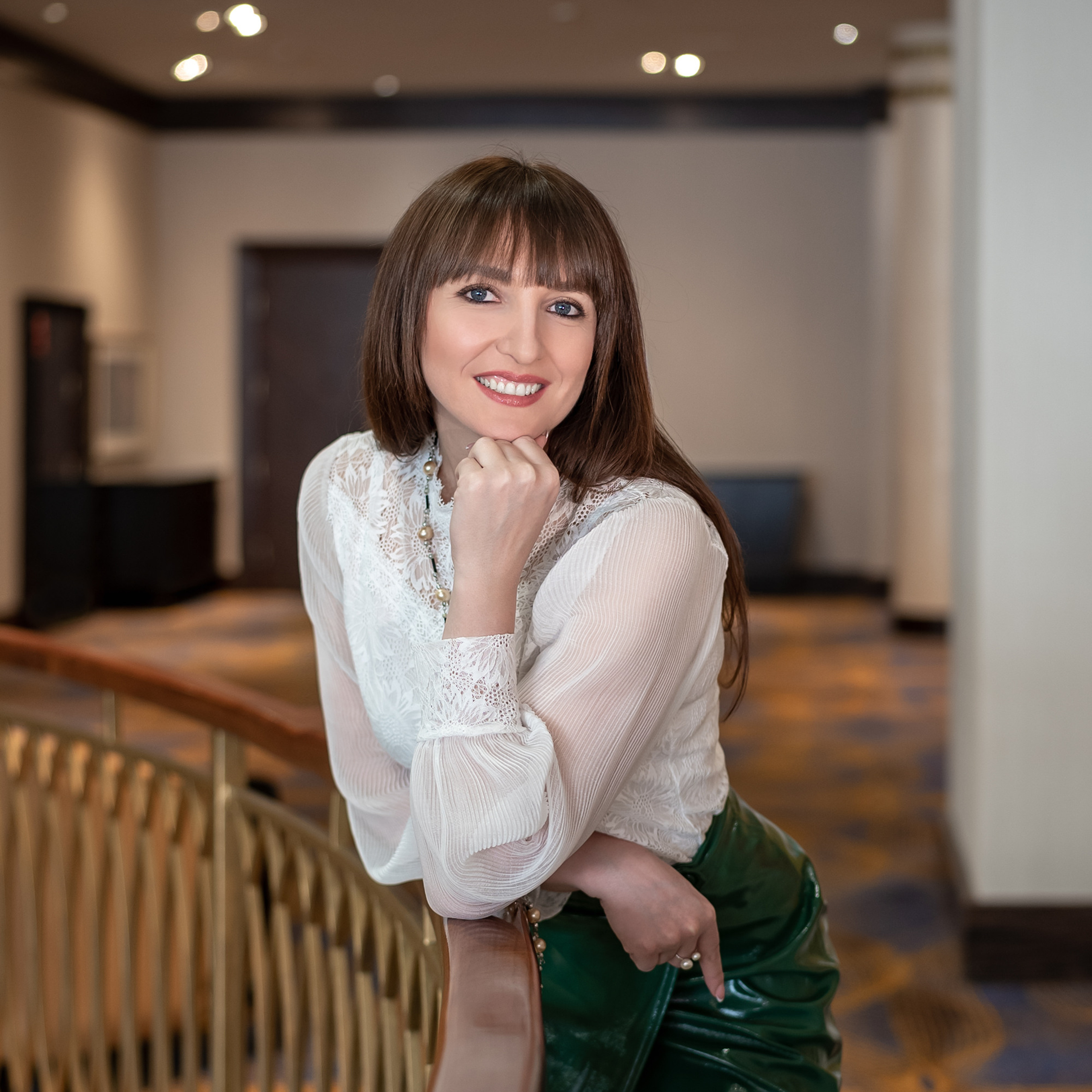 Юрист по&nbsp;недвижимости Мария 2д съемки 12 образов