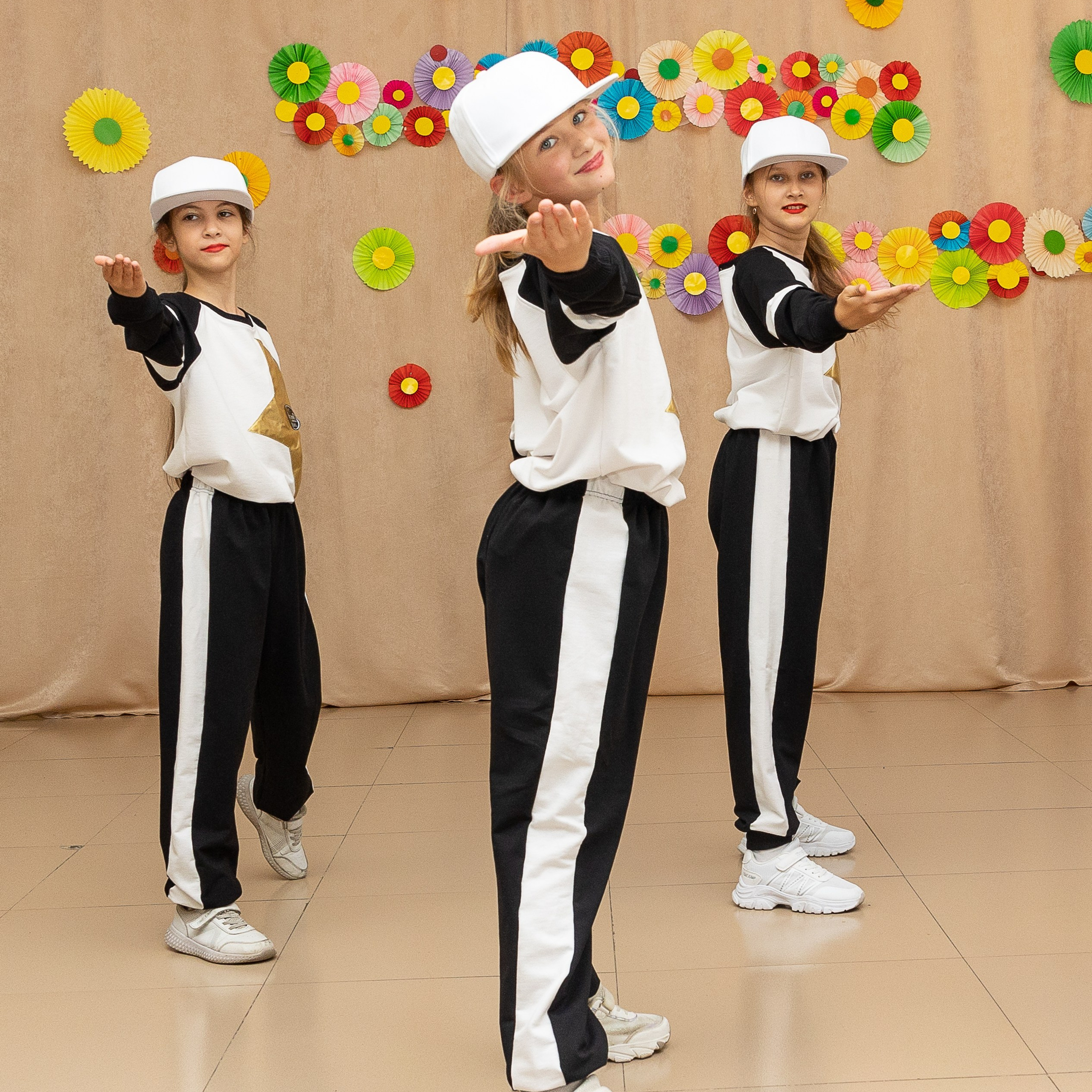 Выступление танцевального коллектива Браво