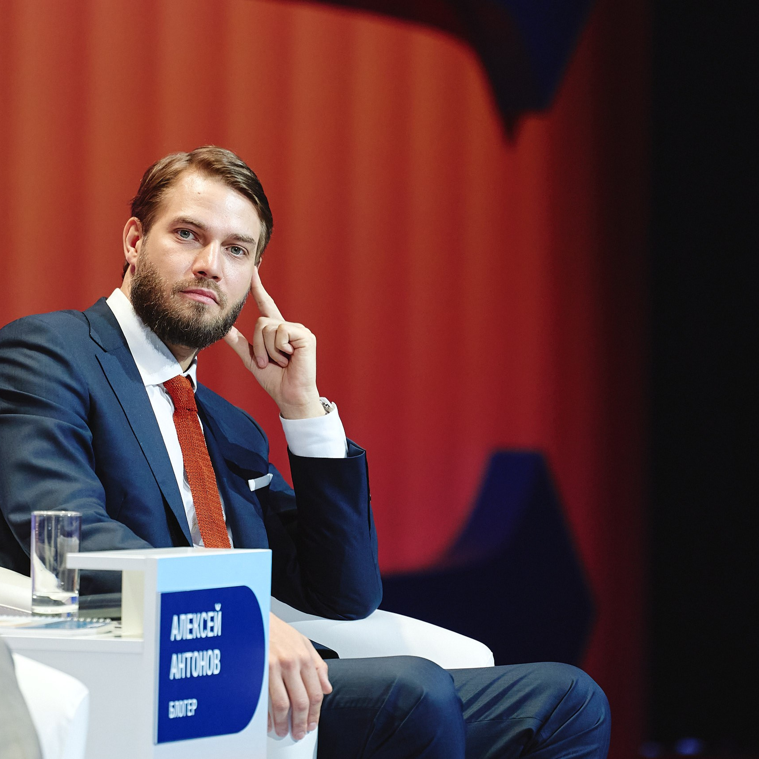 ФИНОПОЛИС 2025. Съёмка для холдинга «Т1» и «ТОЧКА БАНК». Фотограф Григорий Сотников