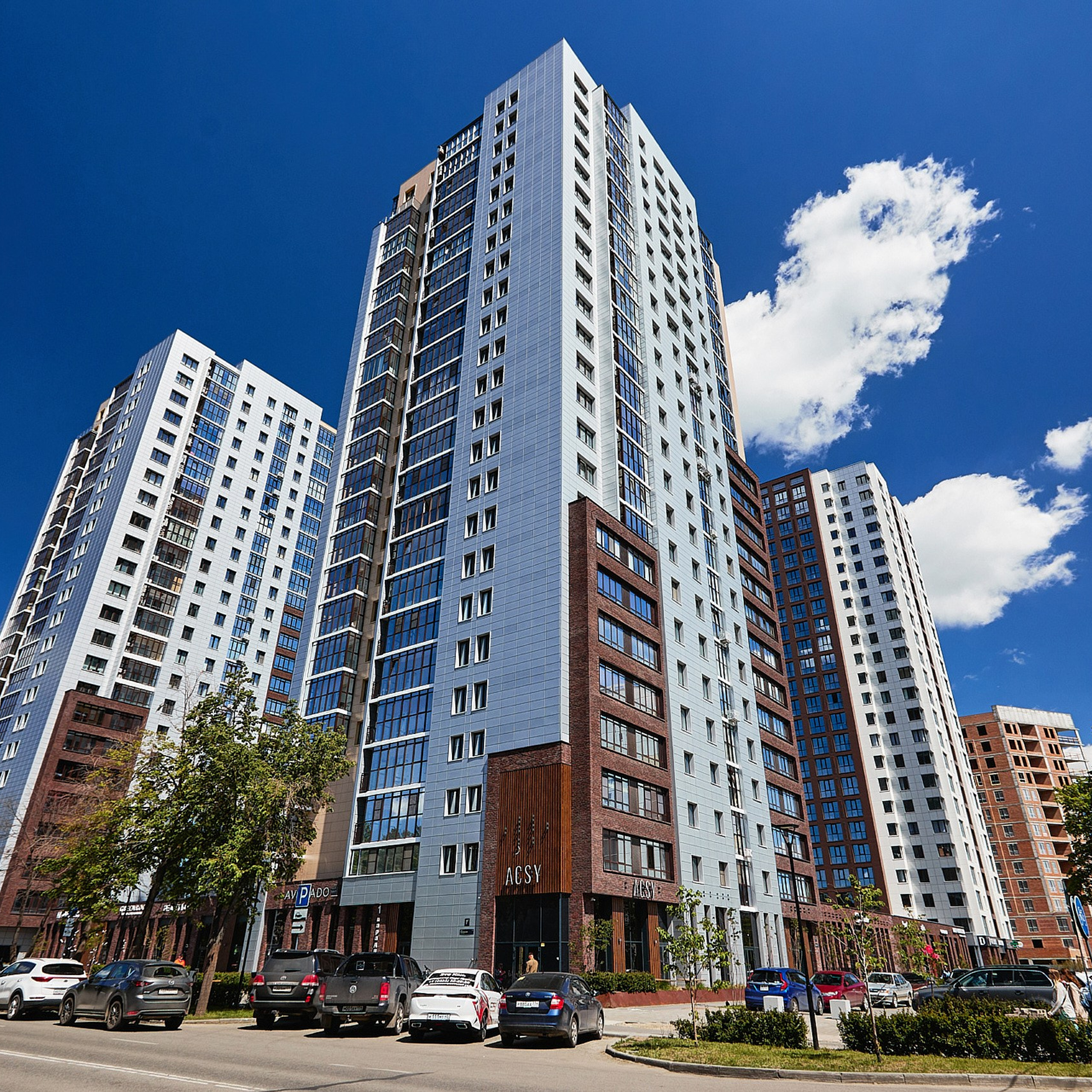 Фасады компании «Позитив Строй», г. Челябинск. Фотограф Григорий Сотников