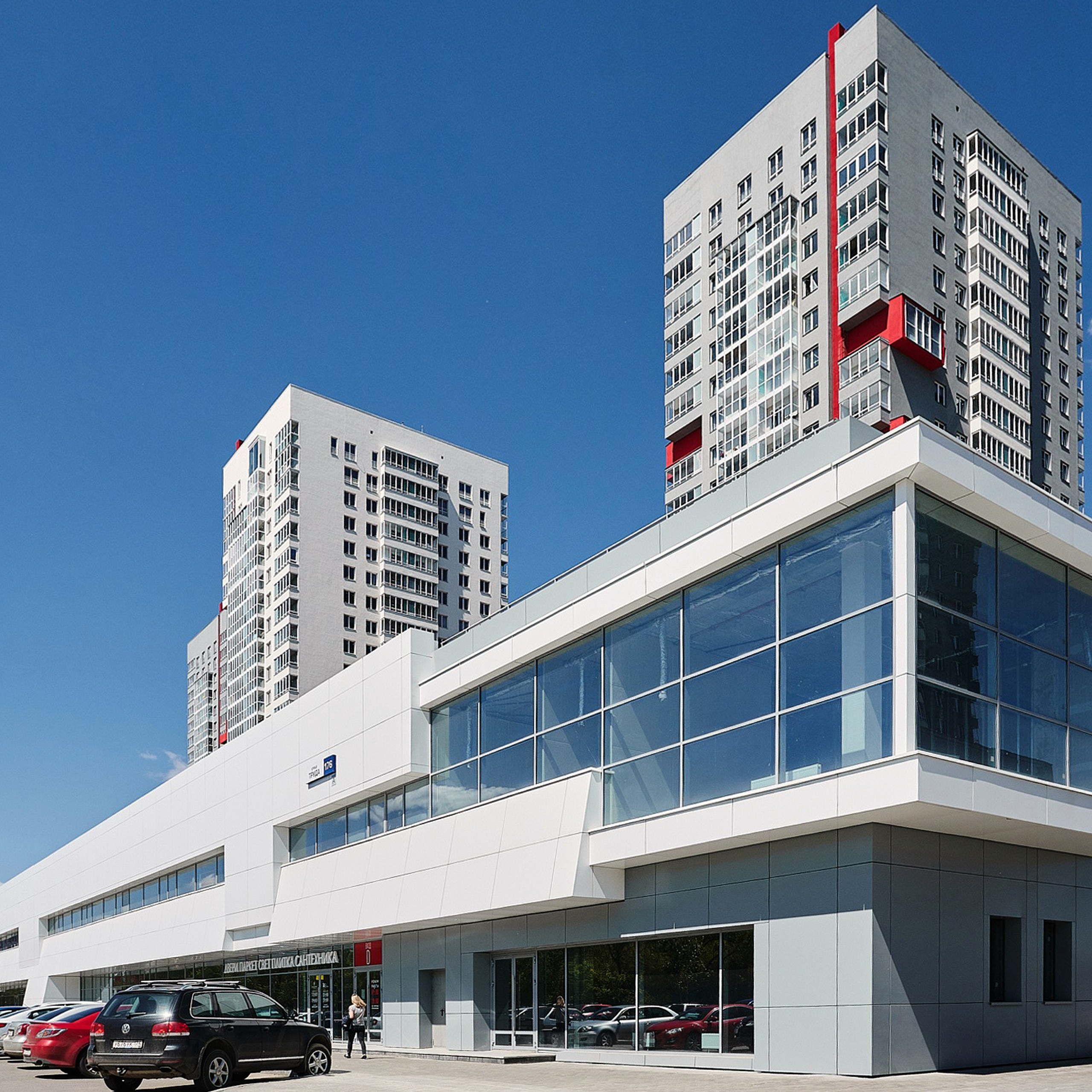 Фасады компании «Позитив Строй», г. Челябинск. Фотограф Григорий Сотников