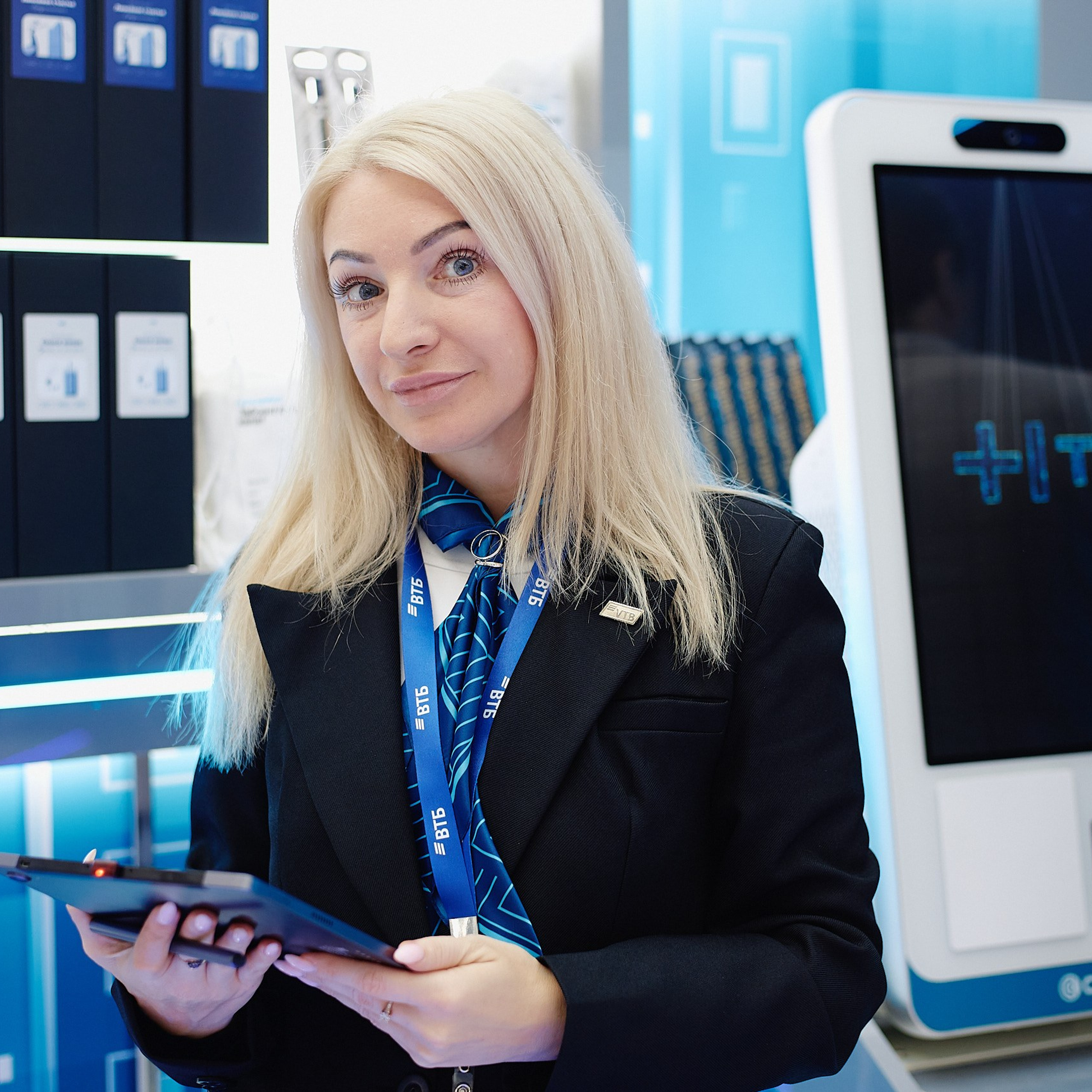 ФИНОПОЛИС 2025. Съёмка для холдинга «Т1» и «ТОЧКА БАНК». Фотограф Григорий Сотников