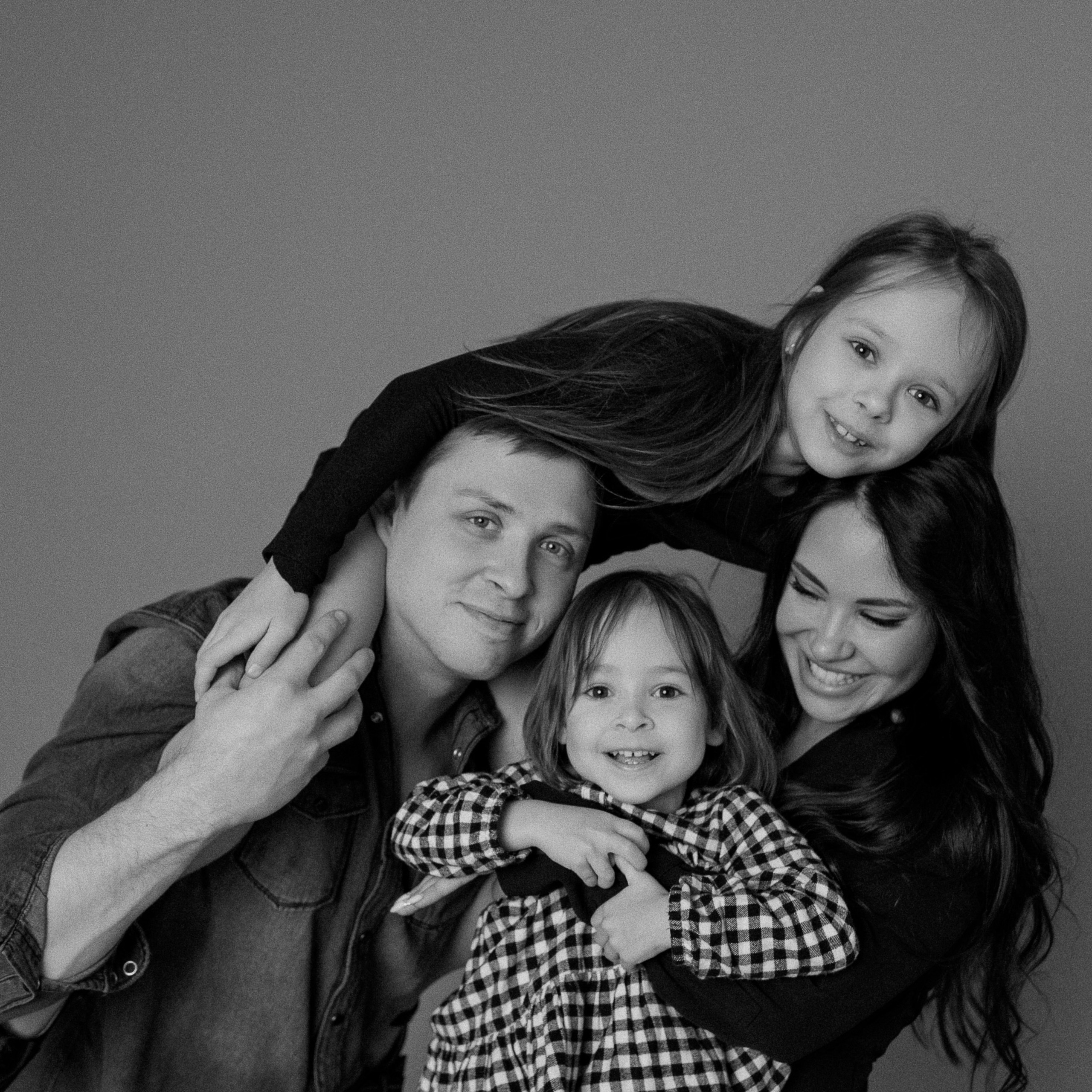 Лена, Леша, Влада и Николь