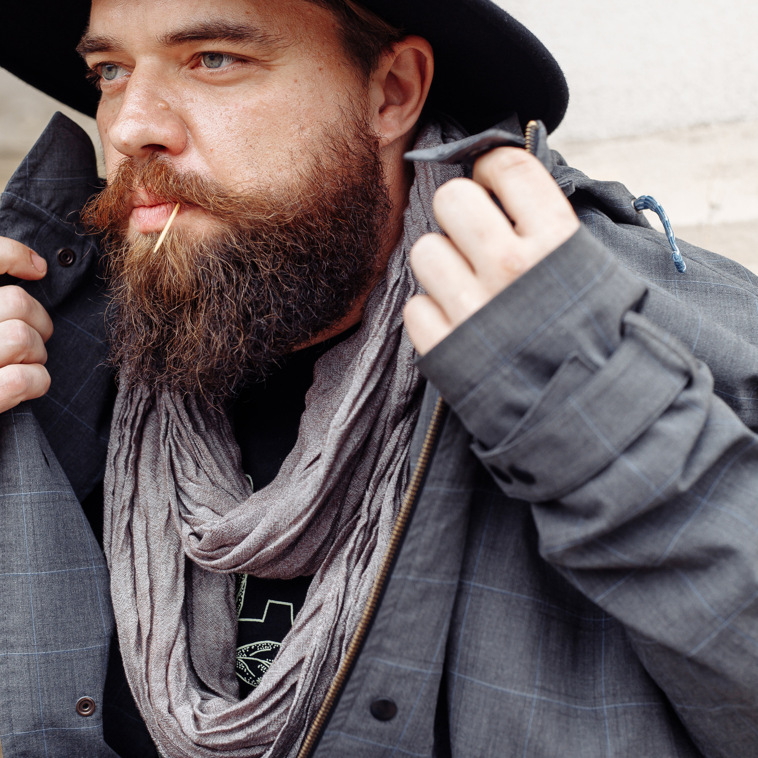 Сергей Бекер «Художник-костюмер»