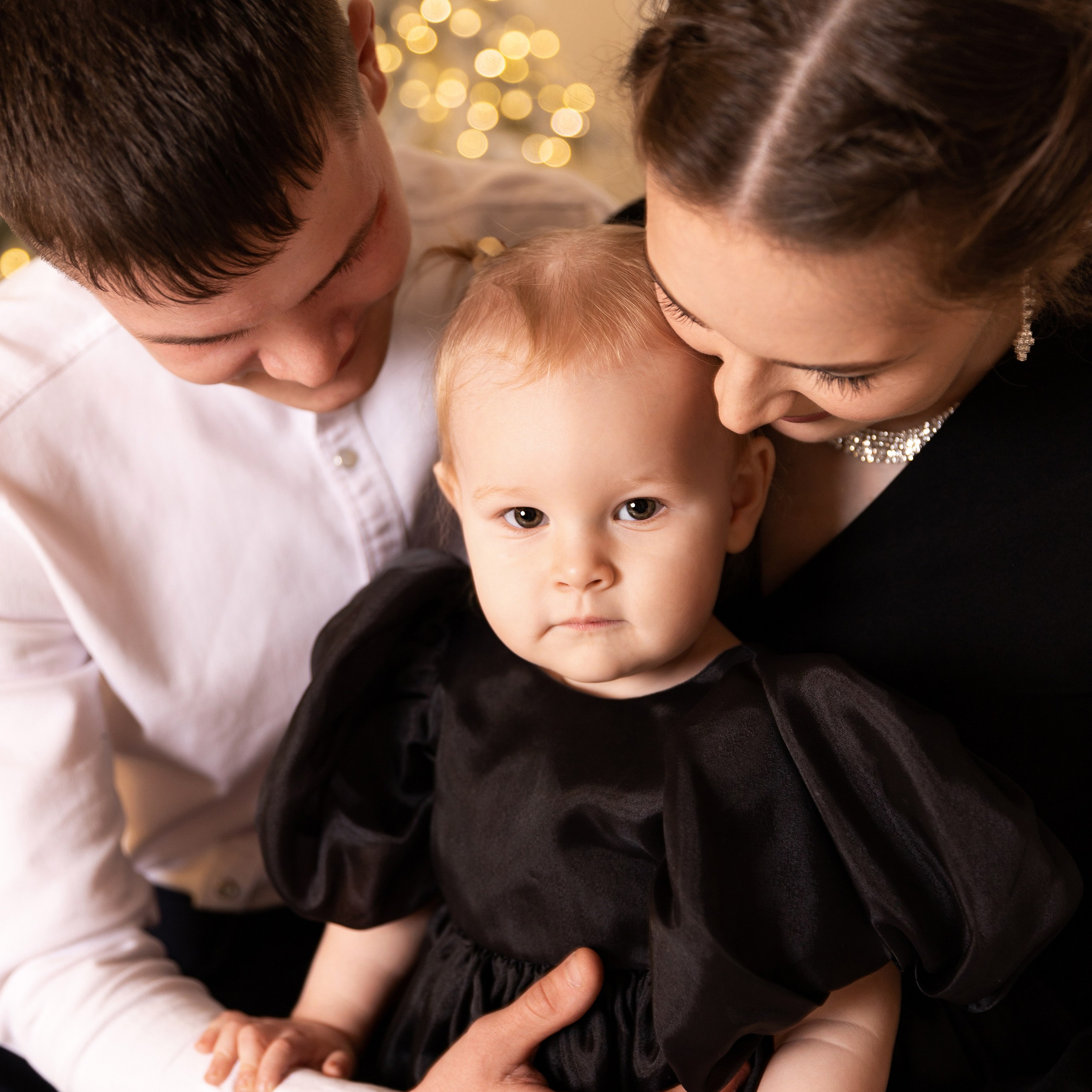 Алена, Владислав и София