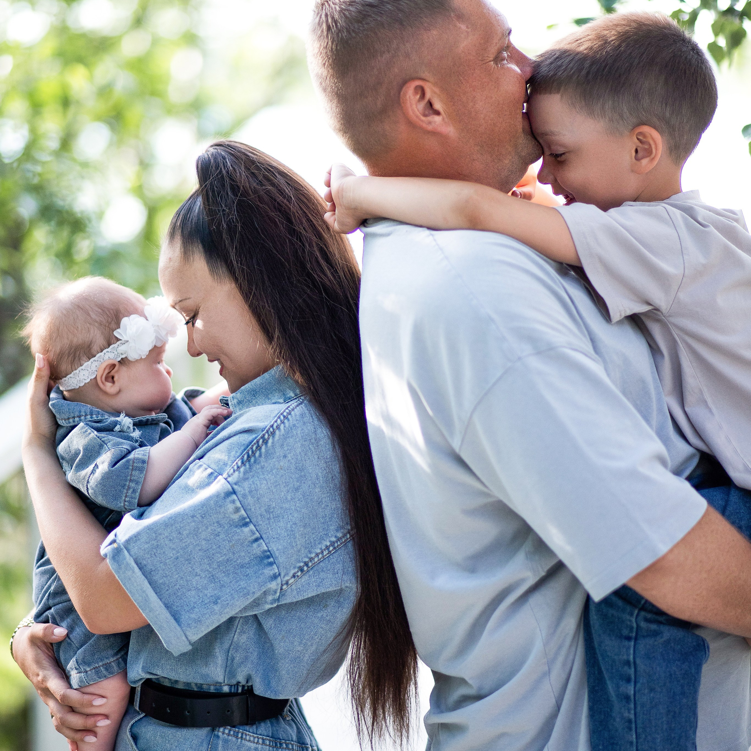 Арина, Кирилл, Аристарх и Афина