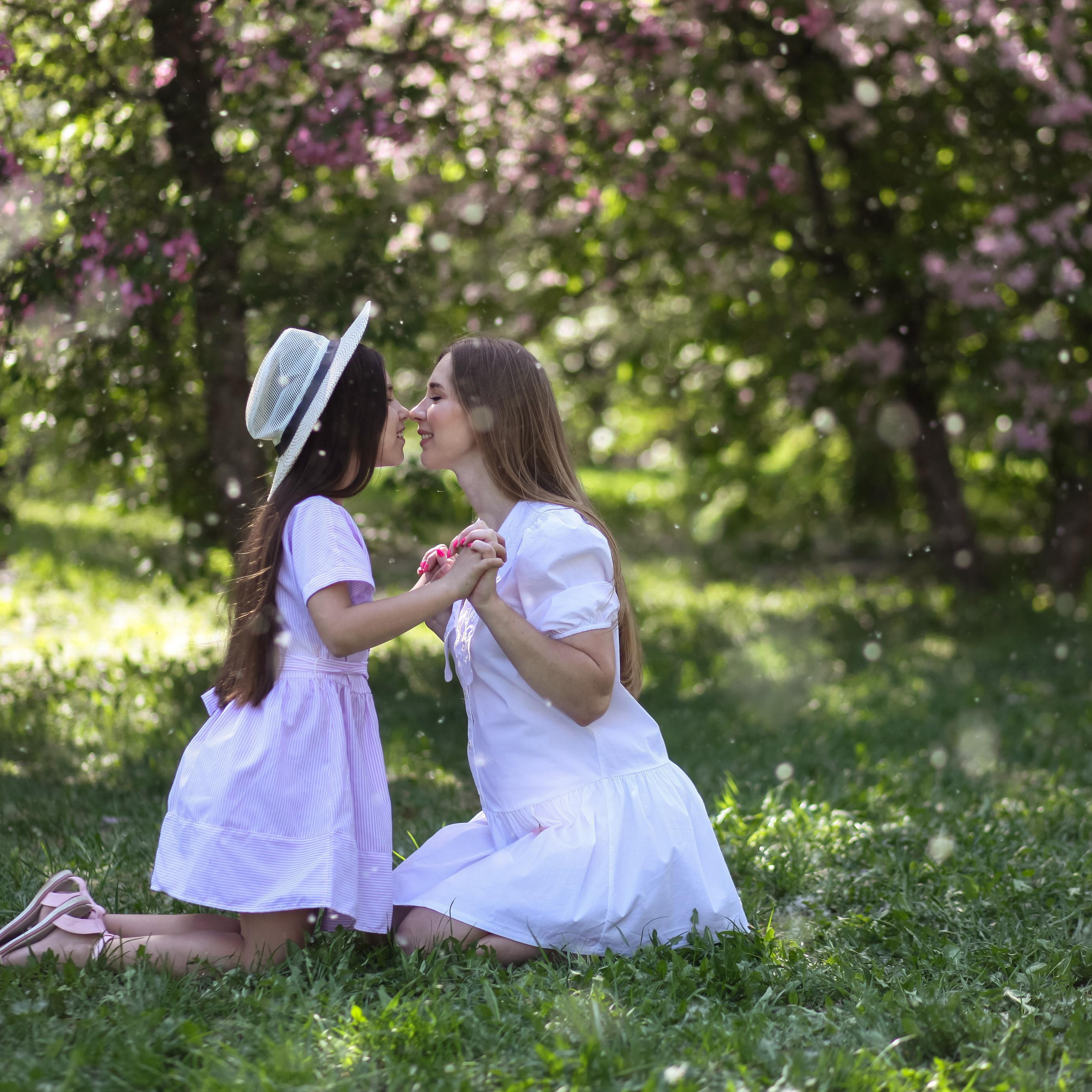 Ольга и Настя