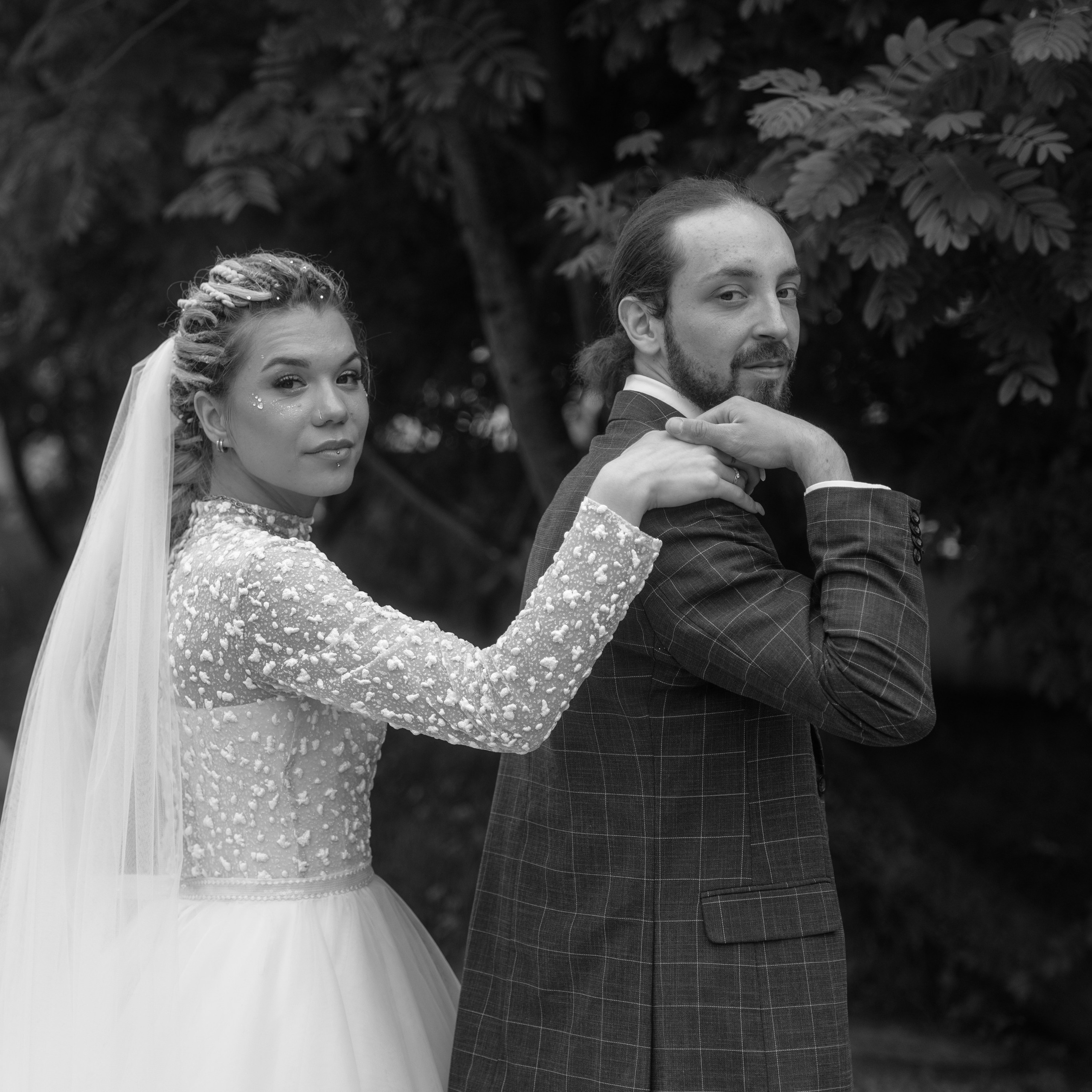 Неформальная ЛЮБОВЬ / Влад и Настя. Свадебные фотограф и видеограф в Новосибирске — БОС