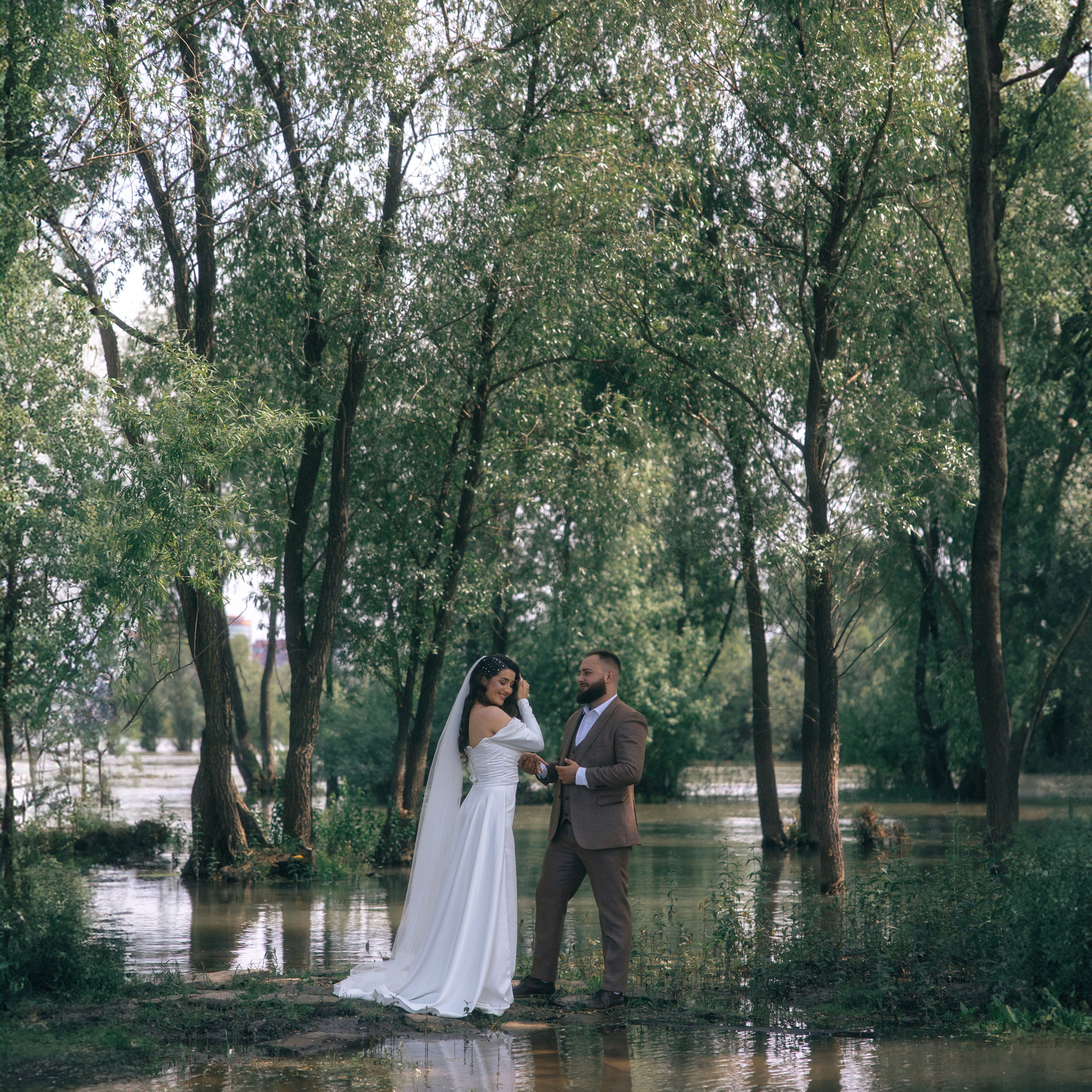 Пара из Голливуда. Свадебные фотограф и видеограф в Новосибирске — БОС