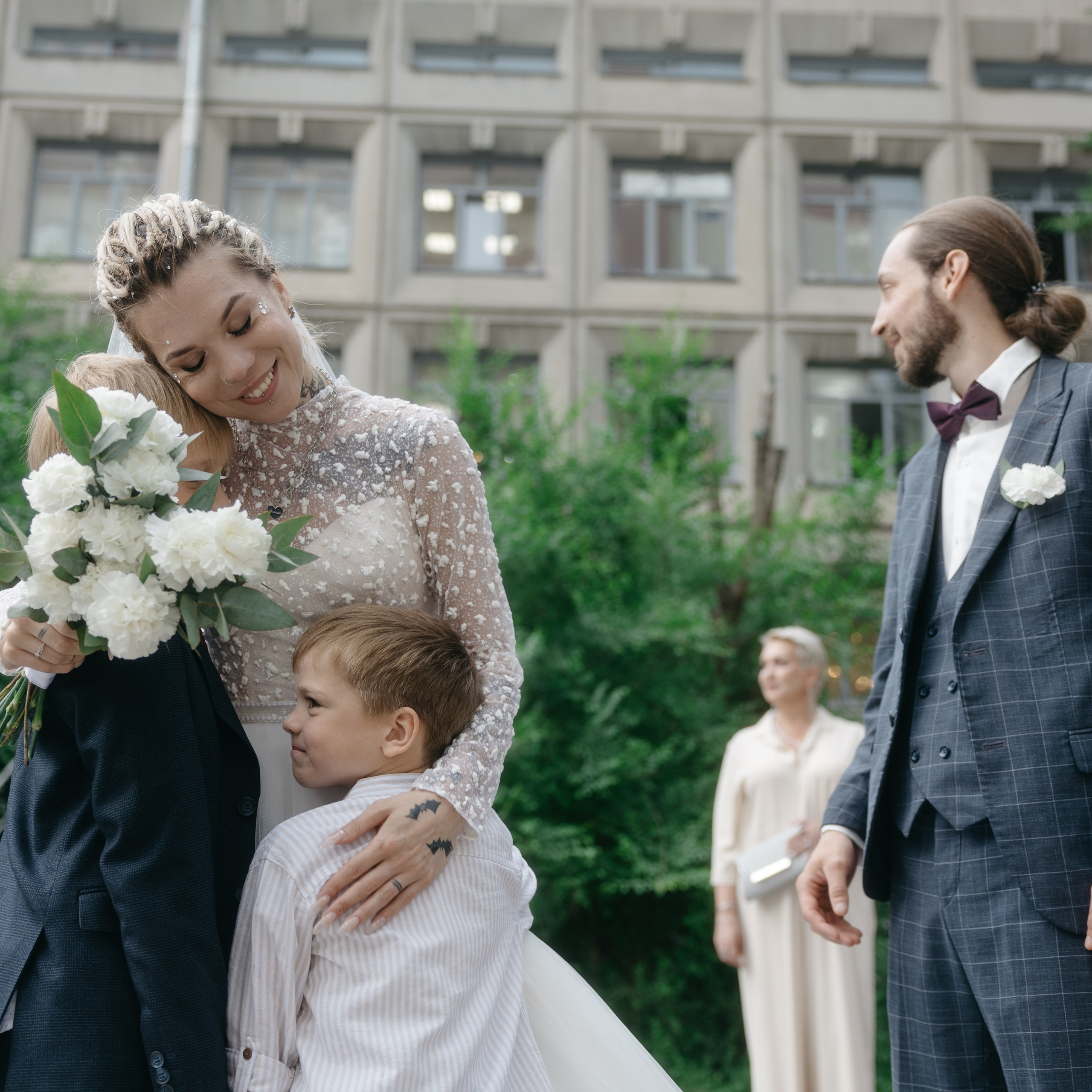 Неформальная ЛЮБОВЬ / Влад и Настя. Свадебные фотограф и видеограф в Новосибирске — БОС