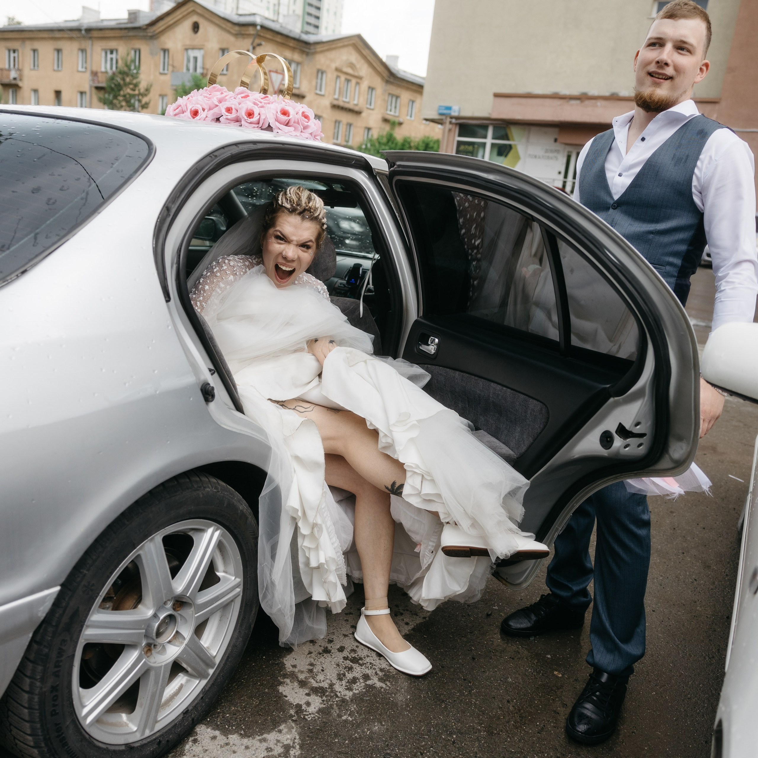 Неформальная ЛЮБОВЬ / Влад и Настя. Свадебные фотограф и видеограф в Новосибирске — БОС