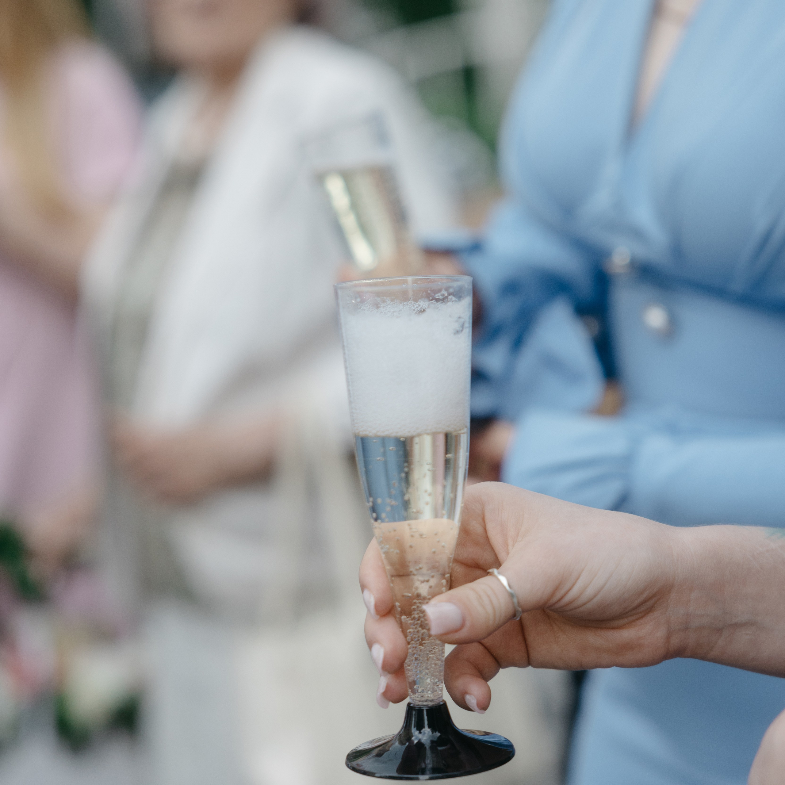 Неформальная ЛЮБОВЬ / Влад и Настя. Свадебные фотограф и видеограф в Новосибирске — БОС