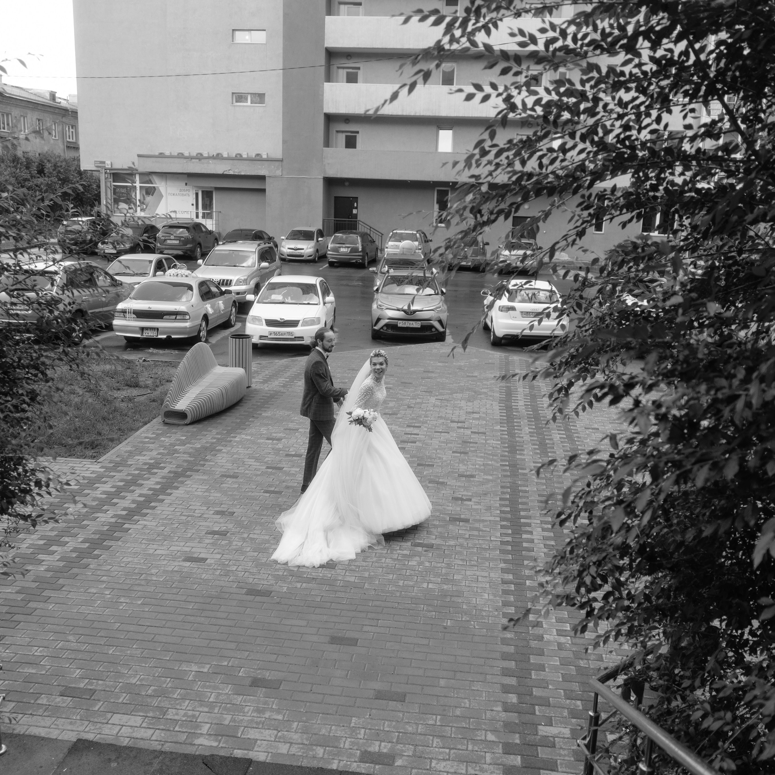 Неформальная ЛЮБОВЬ / Влад и Настя. Свадебные фотограф и видеограф в Новосибирске — БОС