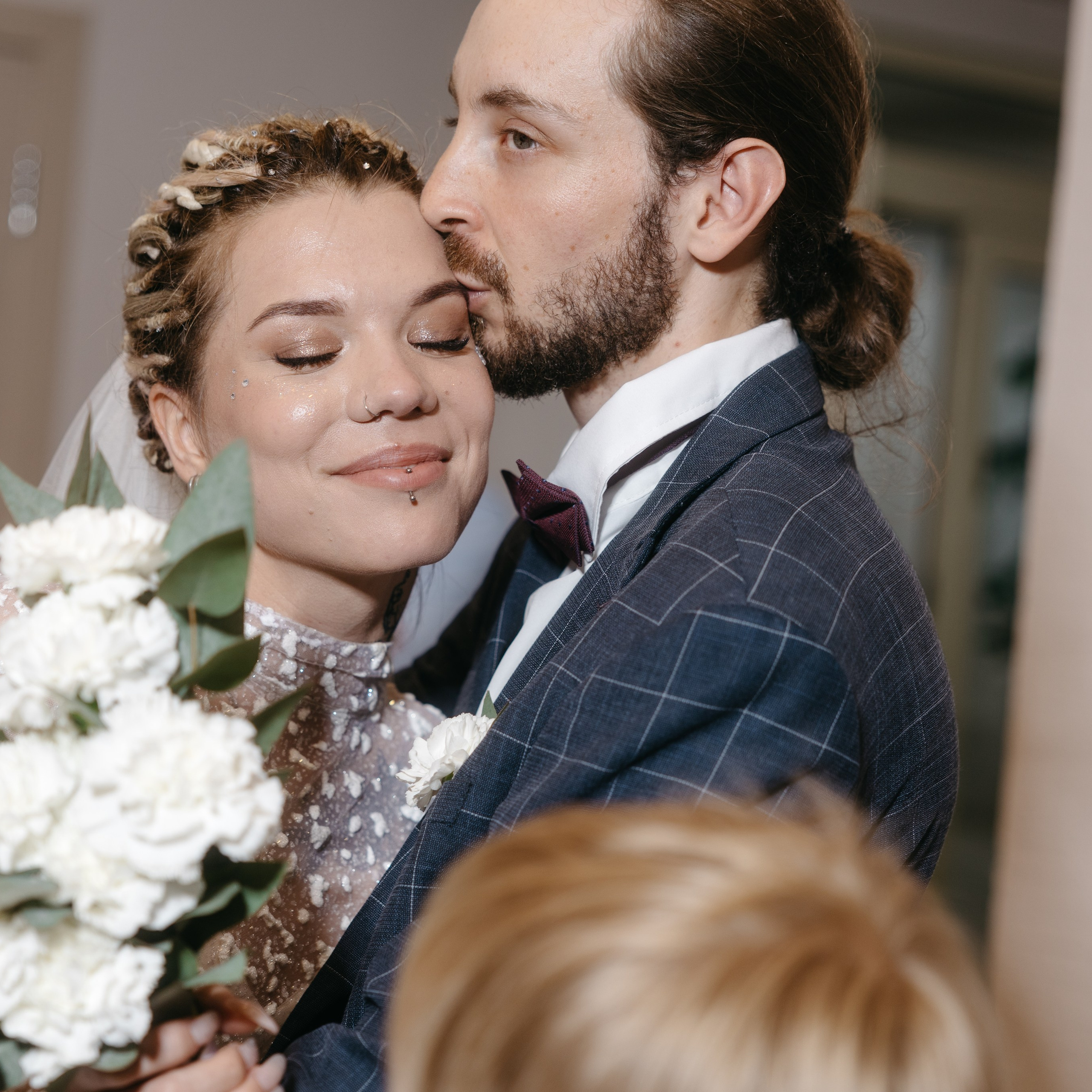 Неформальная ЛЮБОВЬ / Влад и Настя. Свадебные фотограф и видеограф в Новосибирске — БОС