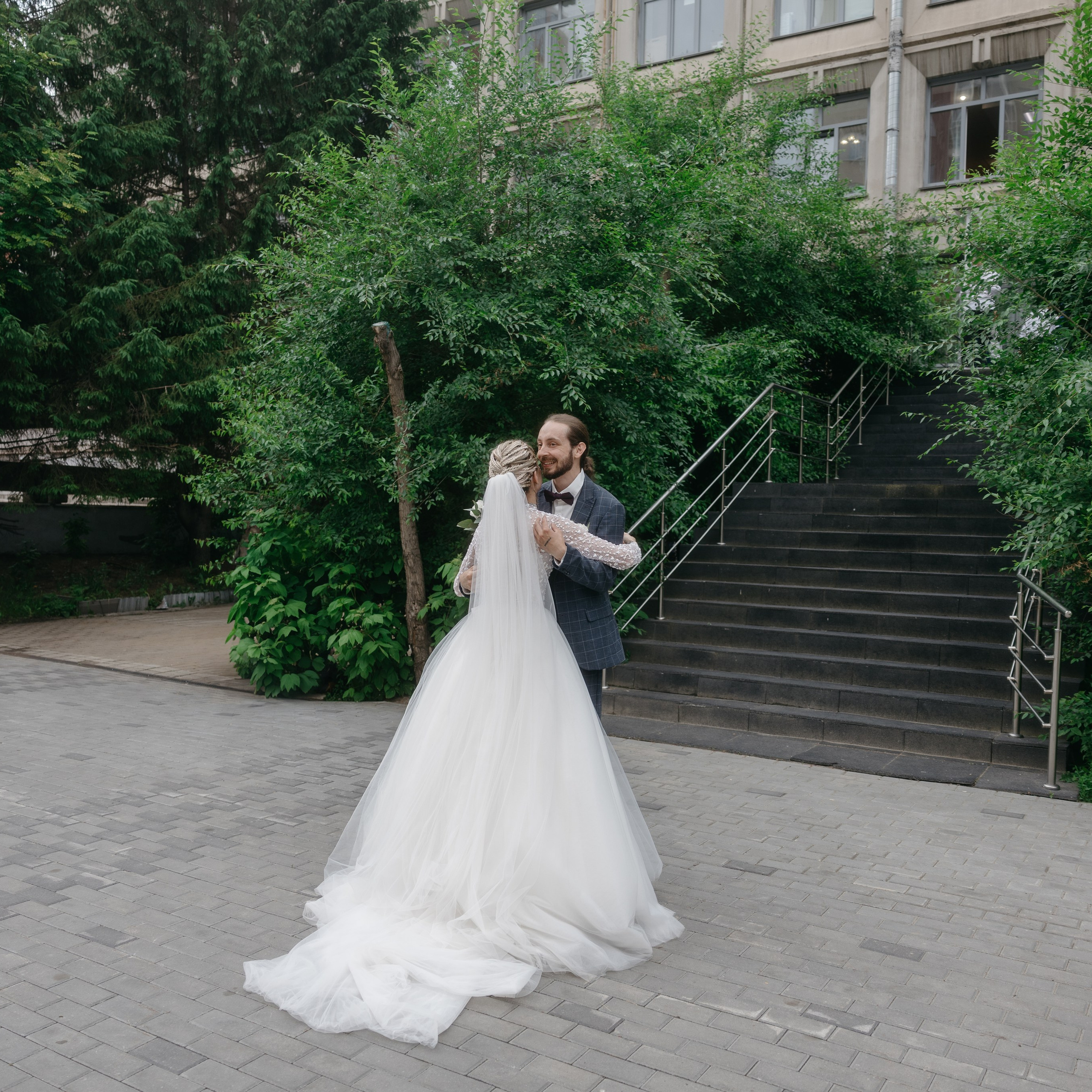 Неформальная ЛЮБОВЬ / Влад и Настя. Свадебные фотограф и видеограф в Новосибирске — БОС