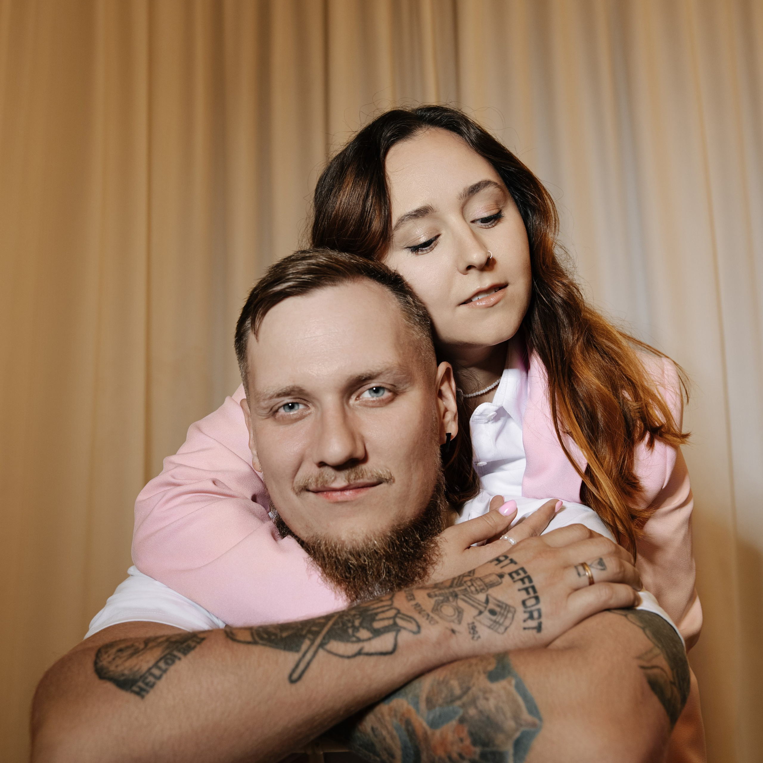 Чумачечие и Красивые. Свадебные фотограф и видеограф в Новосибирске — БОС