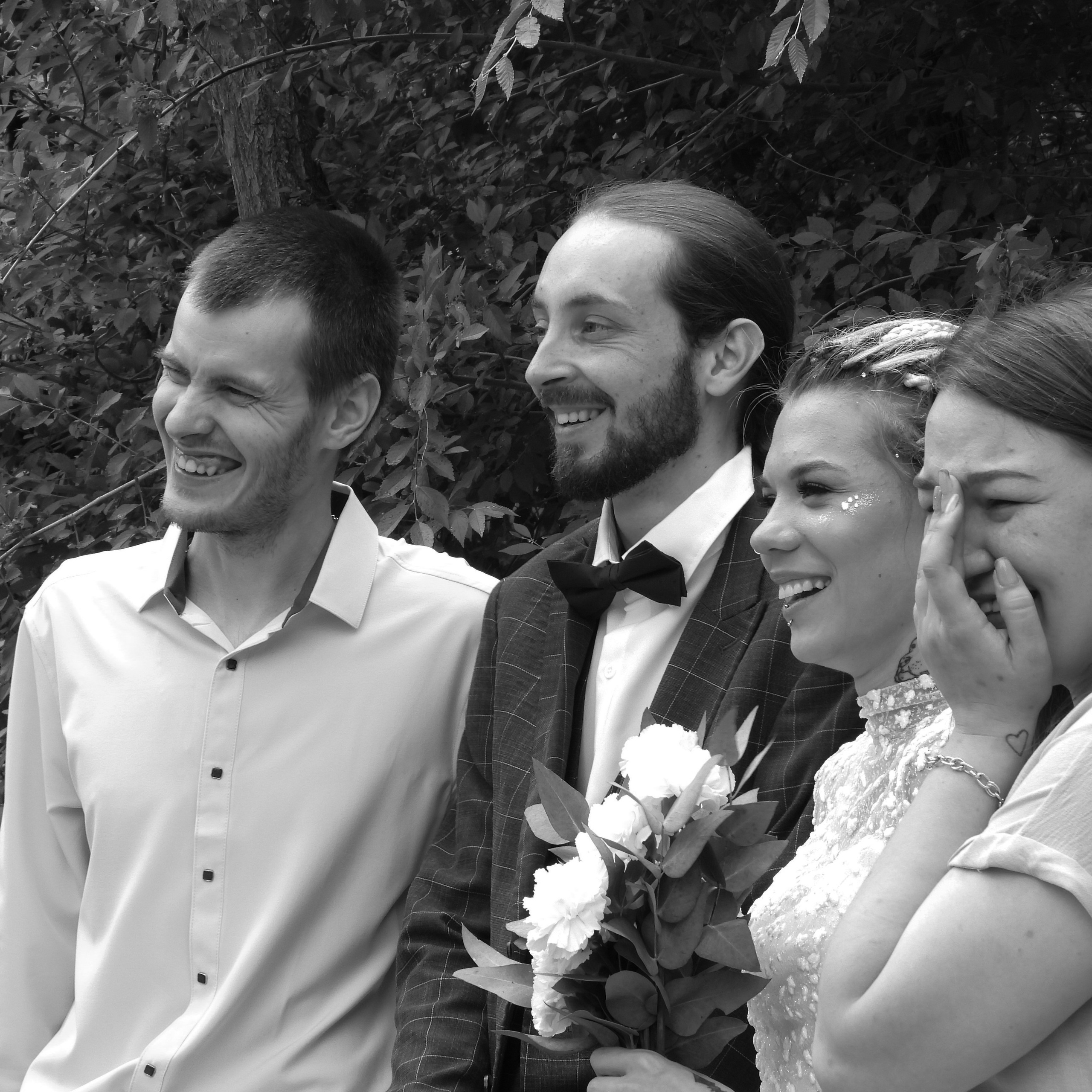 Неформальная ЛЮБОВЬ / Влад и Настя. Свадебные фотограф и видеограф в Новосибирске — БОС