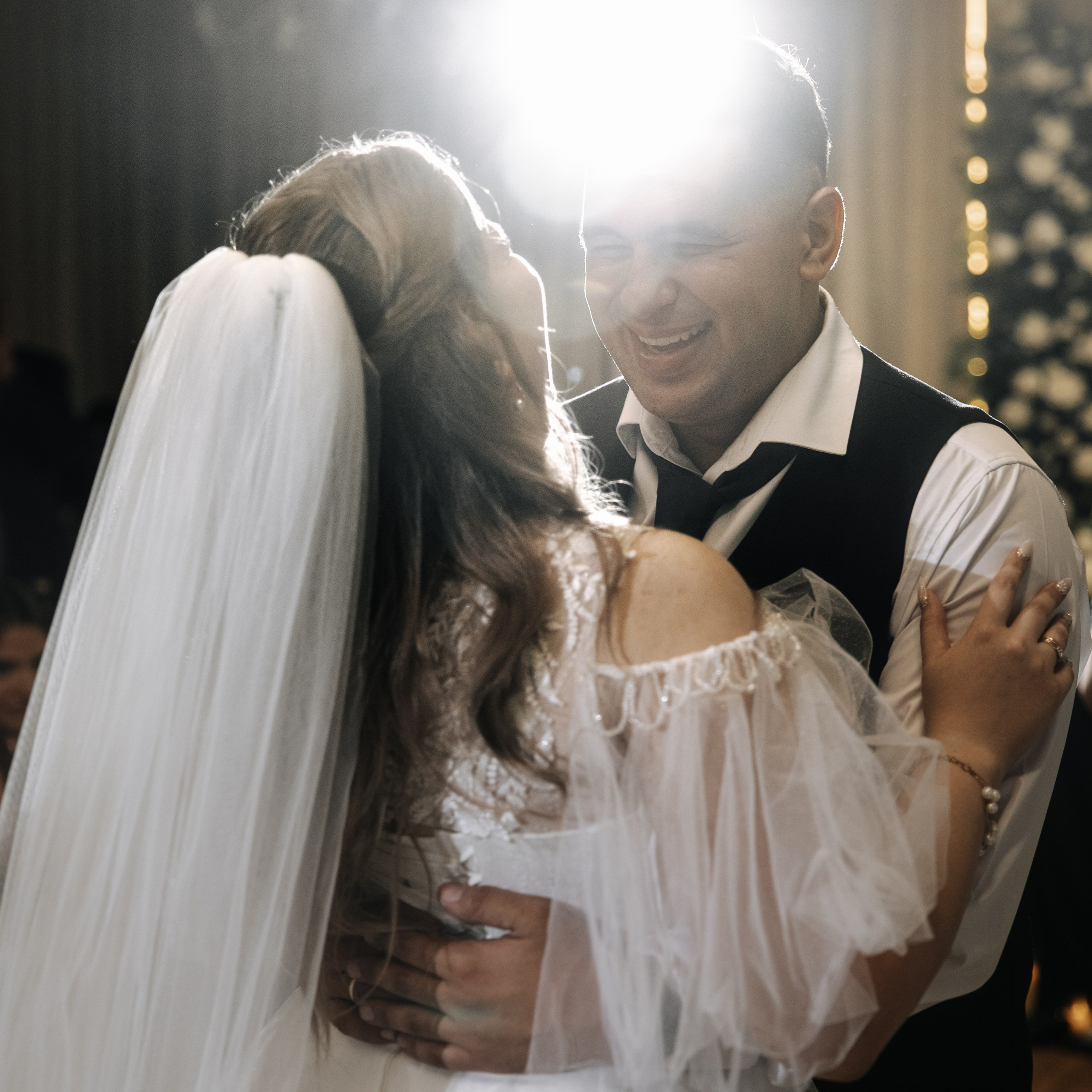 Чумачечие и Красивые. Свадебные фотограф и видеограф в Новосибирске — БОС