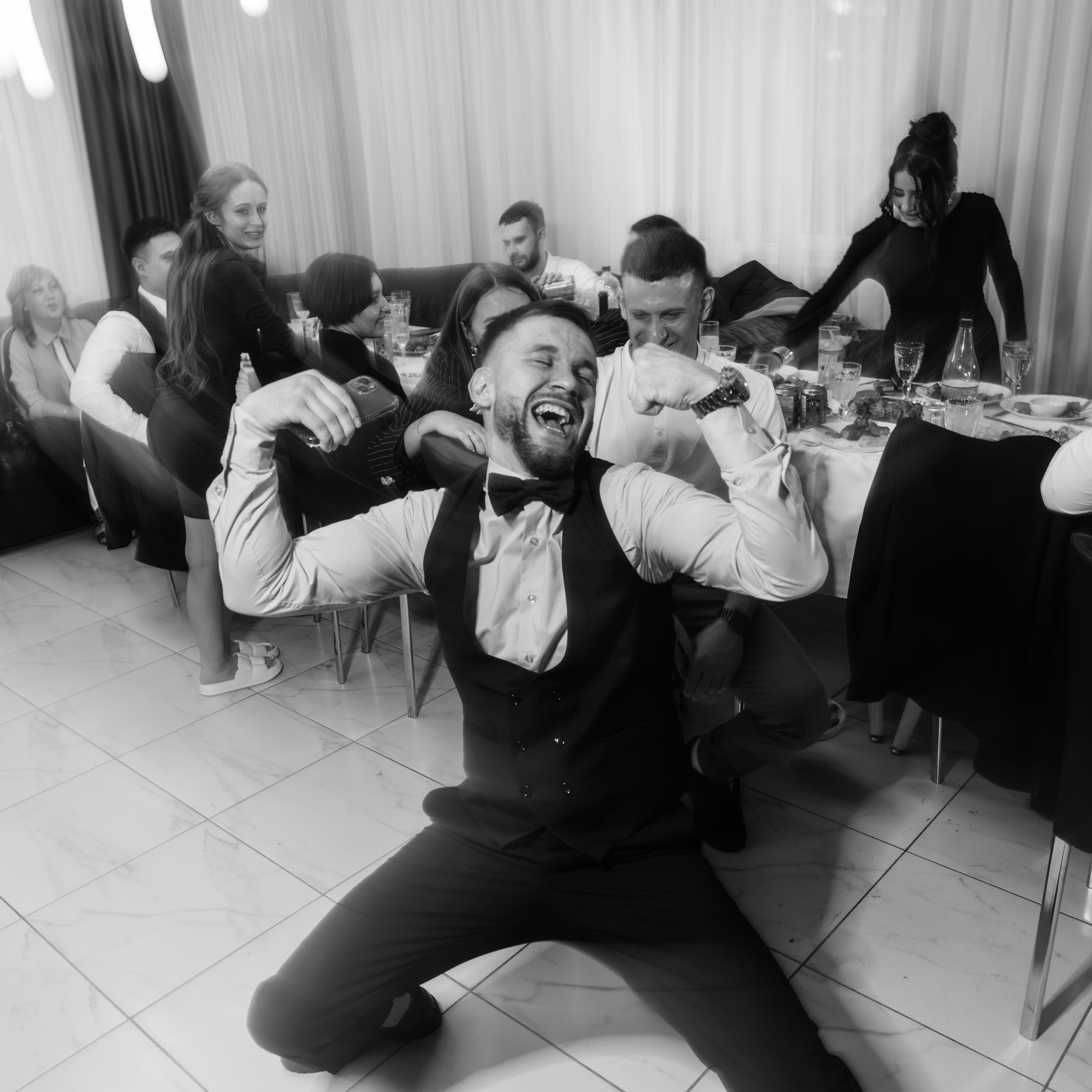 Пара из Голливуда. Свадебные фотограф и видеограф в Новосибирске — БОС