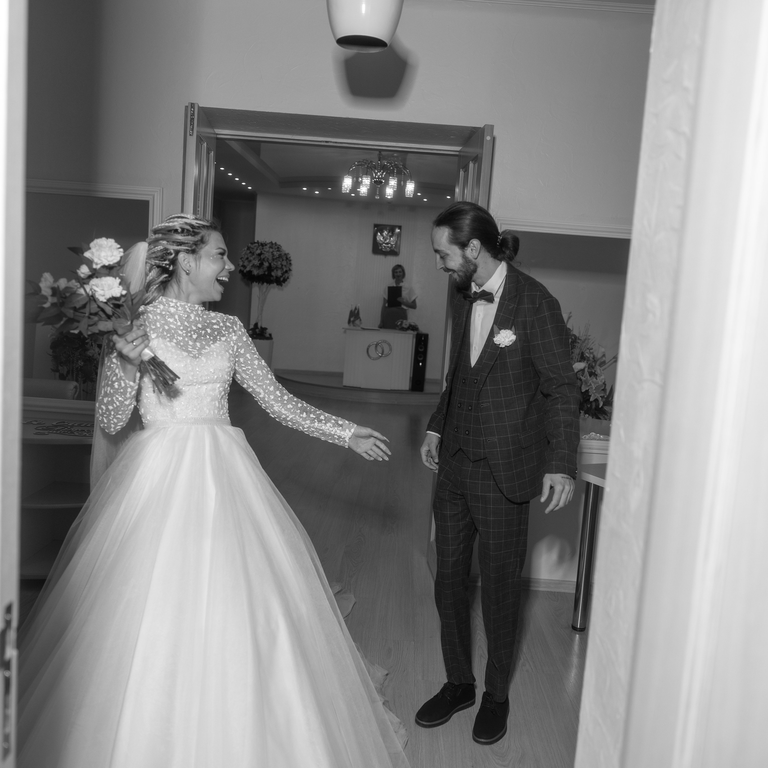 Неформальная ЛЮБОВЬ / Влад и Настя. Свадебные фотограф и видеограф в Новосибирске — БОС