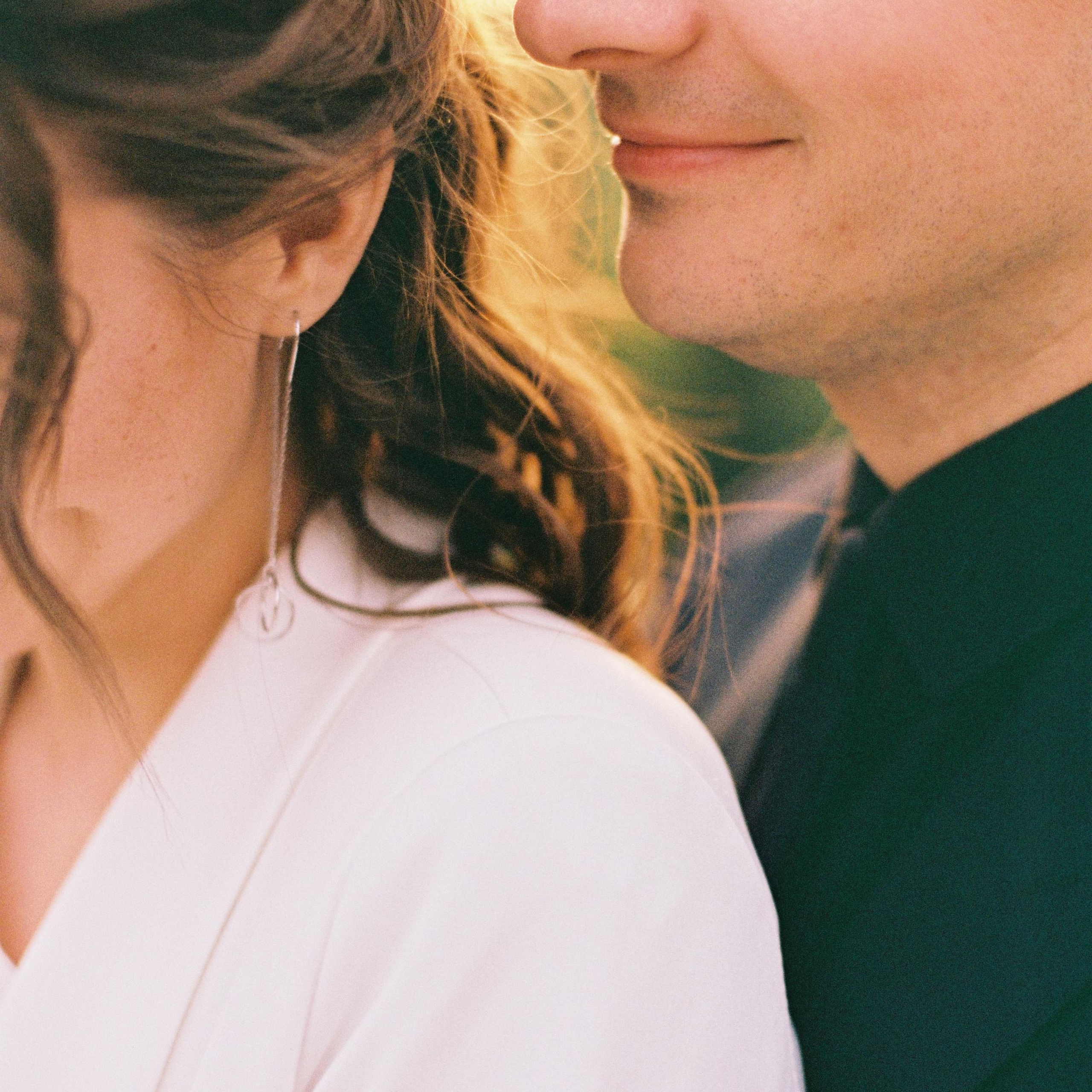 И ВЫШЛО СОЛНЦЕ