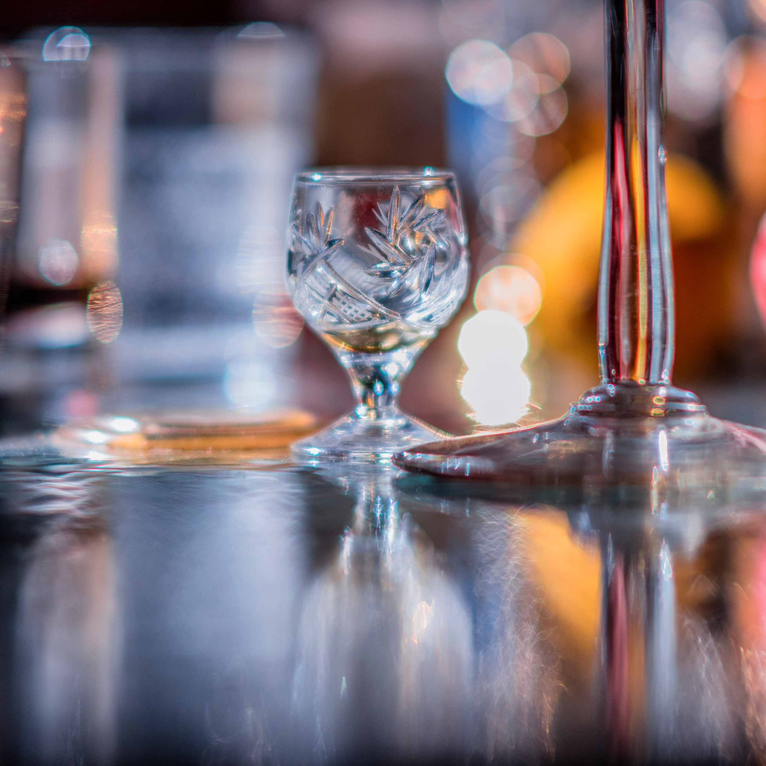 НАТЮРМОРТ после нового года... СЪЕМКА ПРЕДМЕТОВ ДЛЯ СОЦСЕТЕЙ, ПРЕДМЕТНЫЙ ФОТОГРАФ мОСКВА, съёмка стекла, foto.ru, photo, дизайн студии, сделать фото, реклама фото