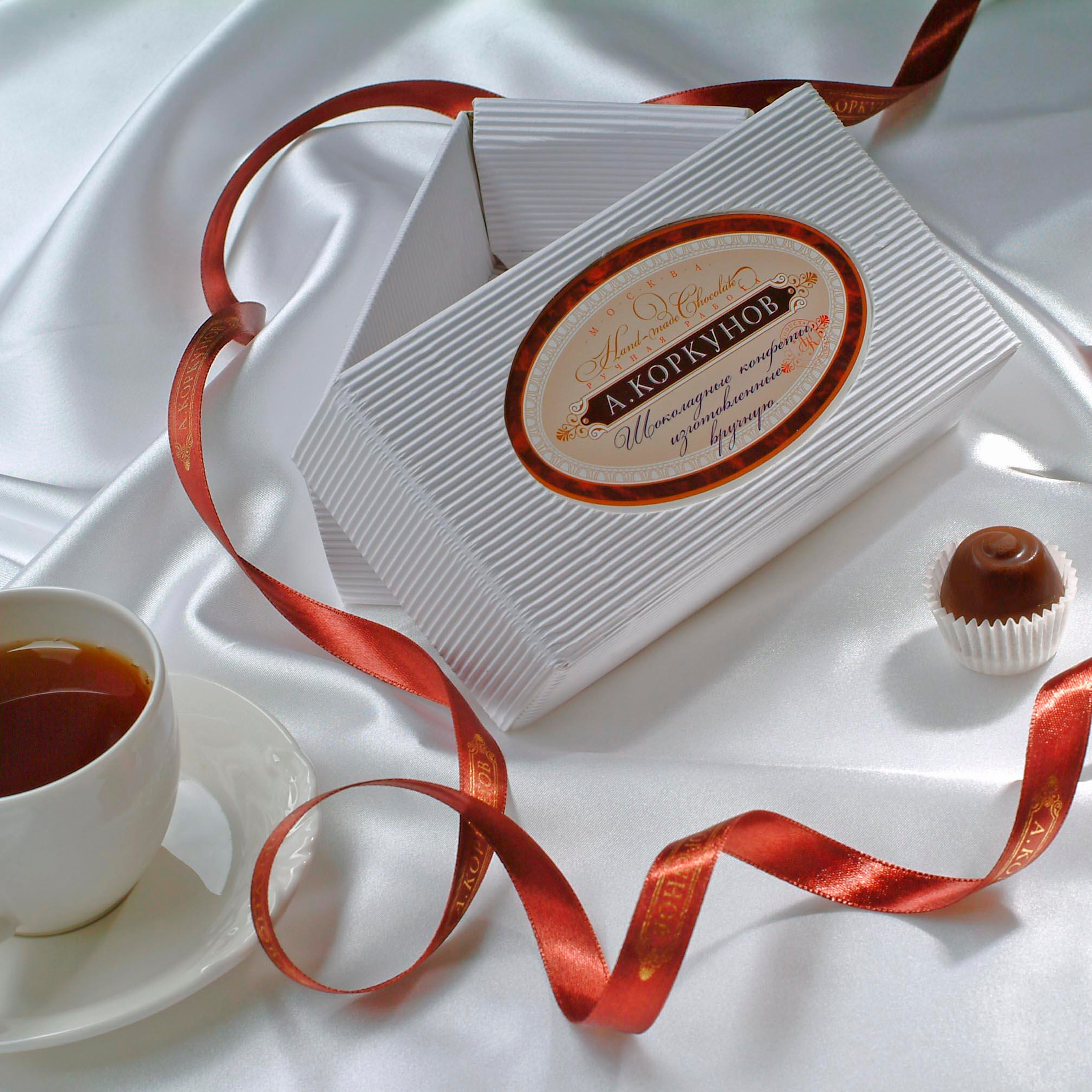 рекламная компания конфетной фабрики  "КОРКУНОВ" КОНФЕТНАЯ ФАБРИКА,продается,купить, ПРЕДМЕТНЫЙ ФОТОГРАФ мОСКВА, съёмка стекла, foto.ru, photo, дизайн студии, сделать фото, реклама фото, имиджевая съемка, реклама