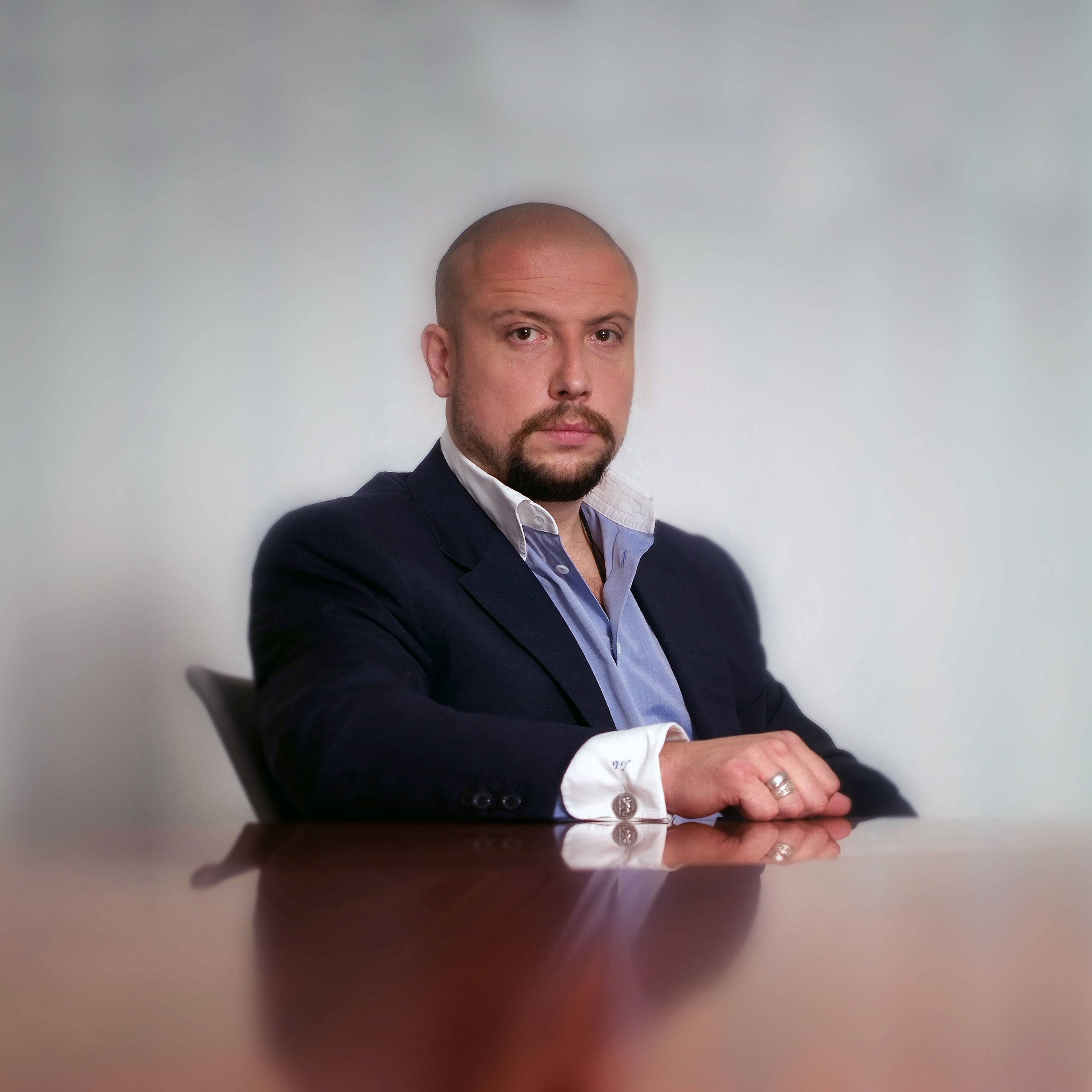 генеральный директор АЛЬФА БАНКА ДЕЛОВОЙ ПОРТРЕТ, foto.ru, photo, дизайн студии, сделать фото