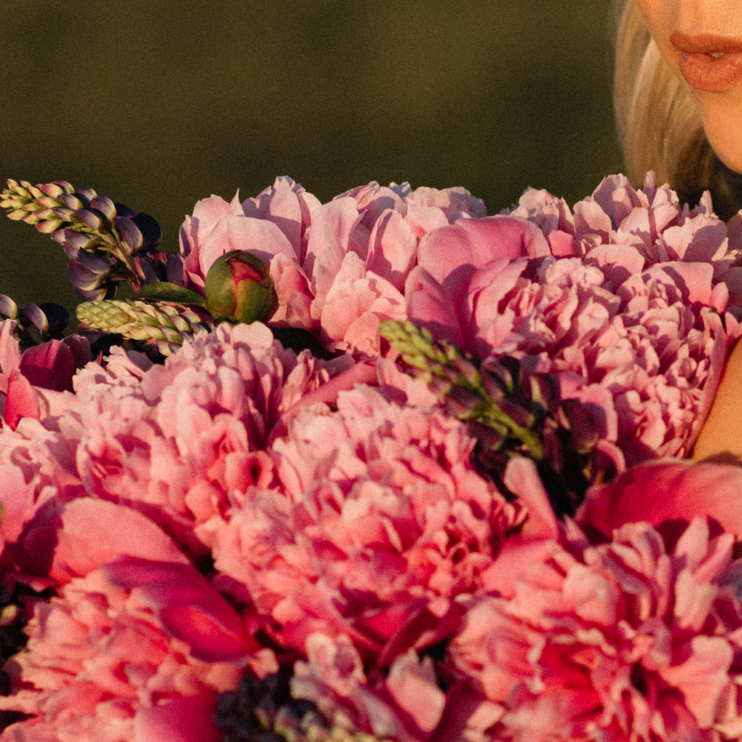 Любовь и пионы