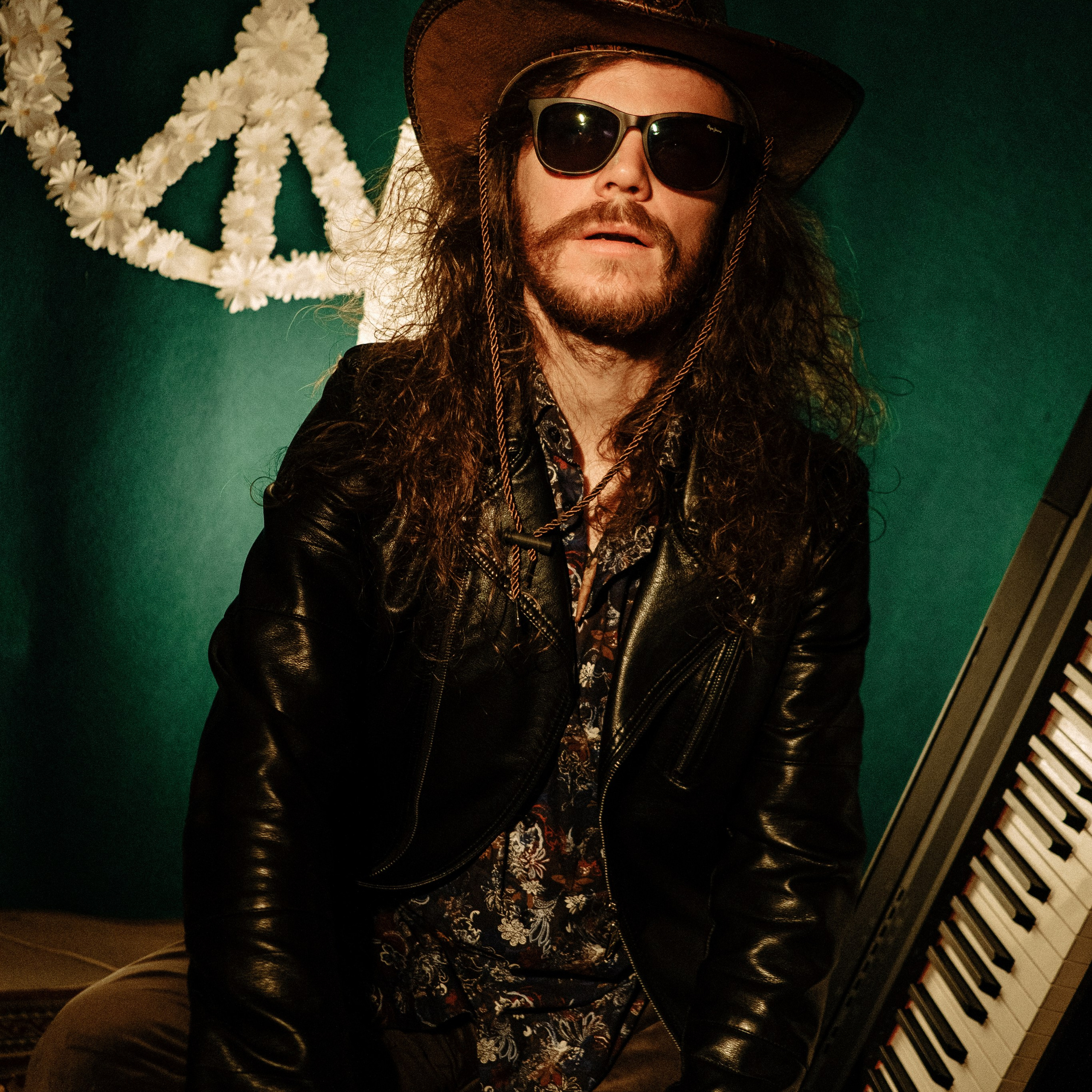 Крапивка. Фотограф в Великом Новгороде