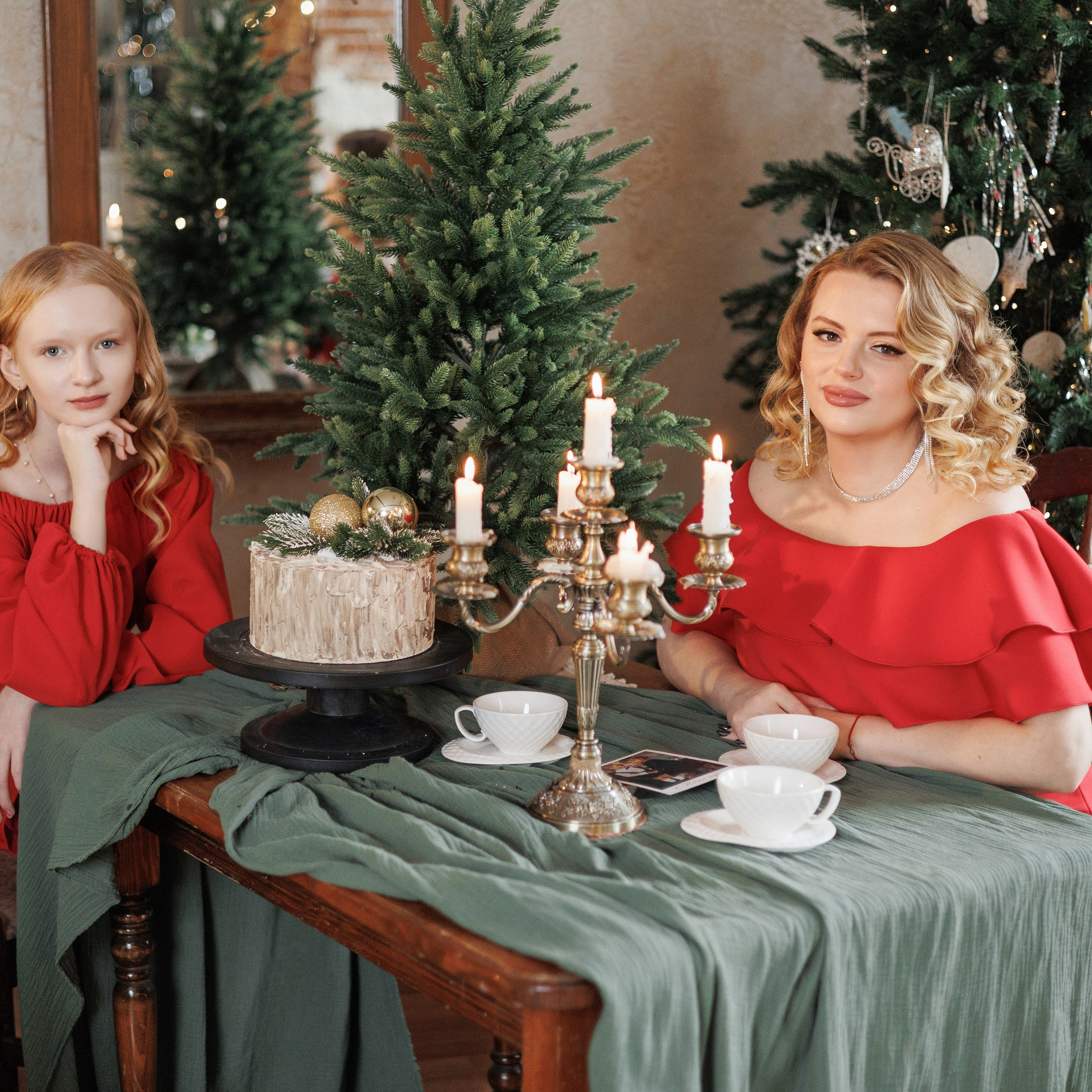 Елена и Юлия