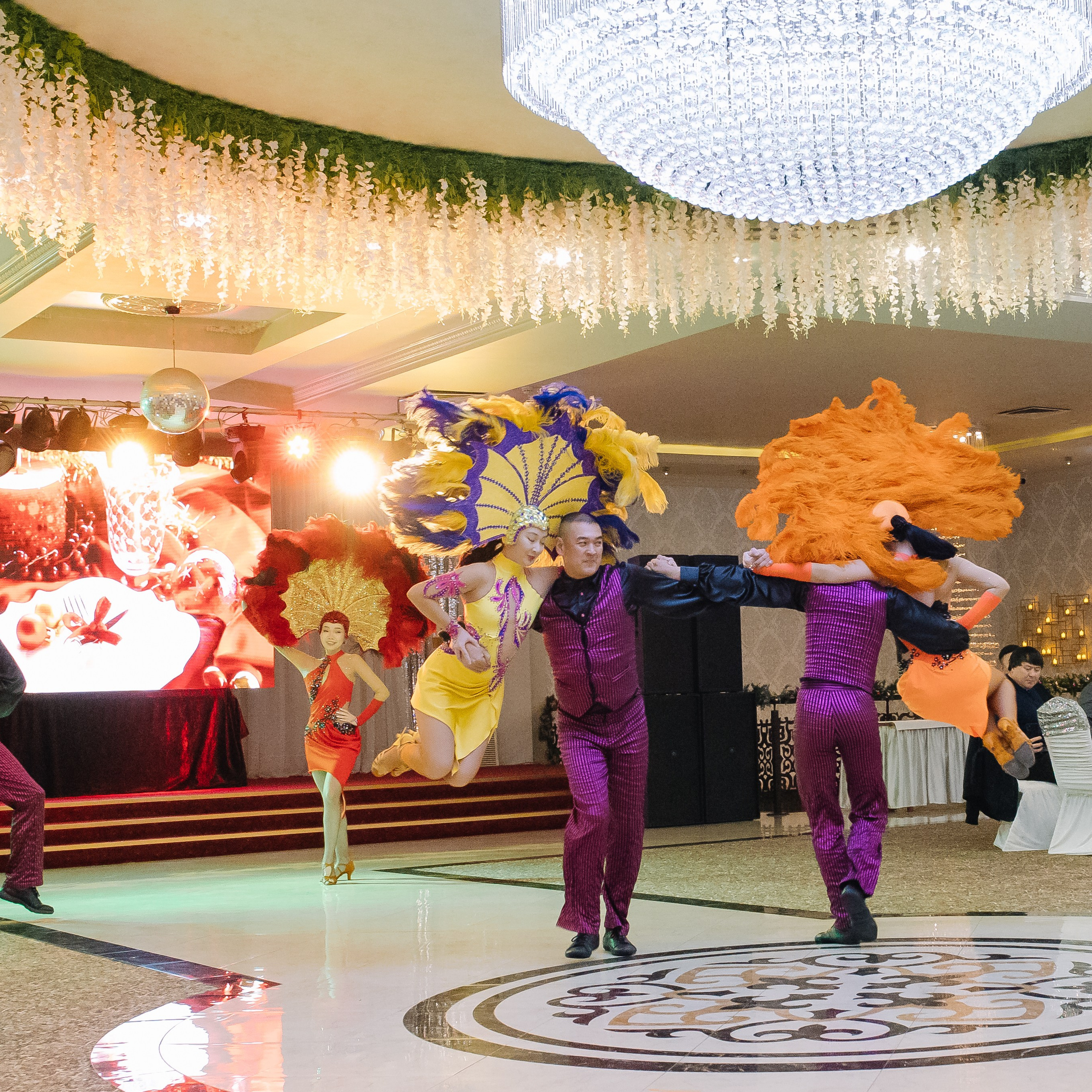 Отзывы. Свадебный и семейный фотограф в Алматы Laura Dosmann