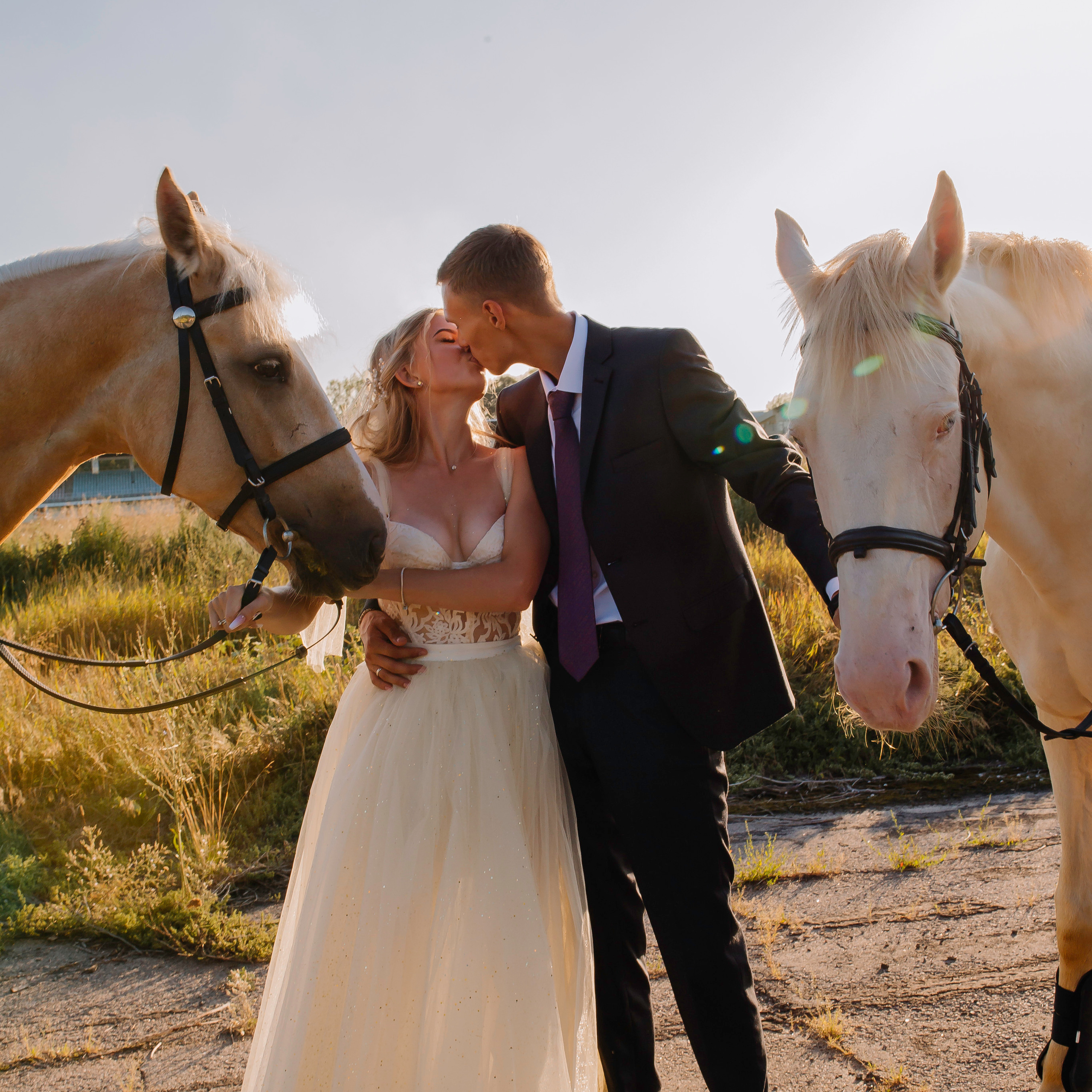 Фотосерии. Свадебный и семейный фотограф в Алматы Laura Dosmann