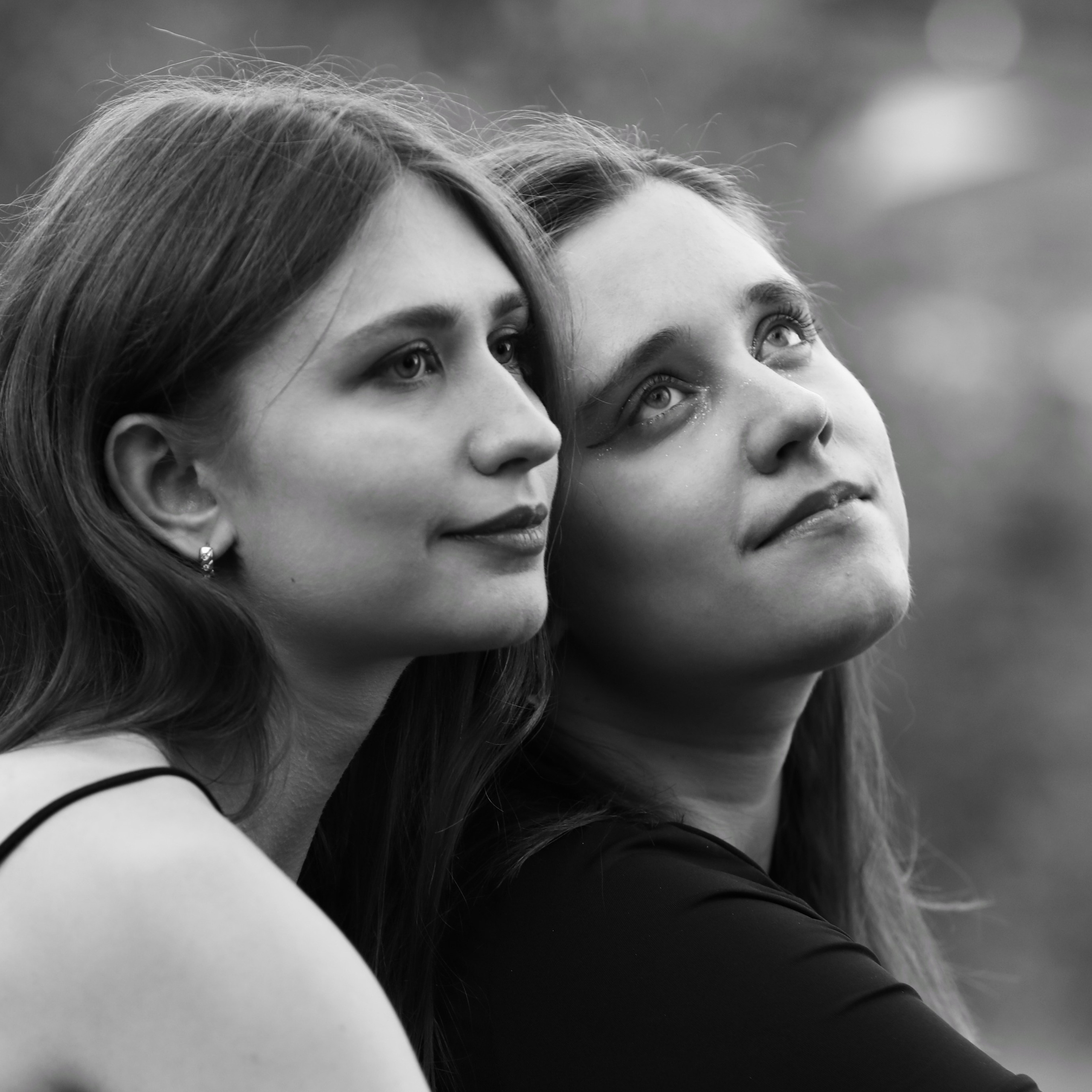 Алена и Аня