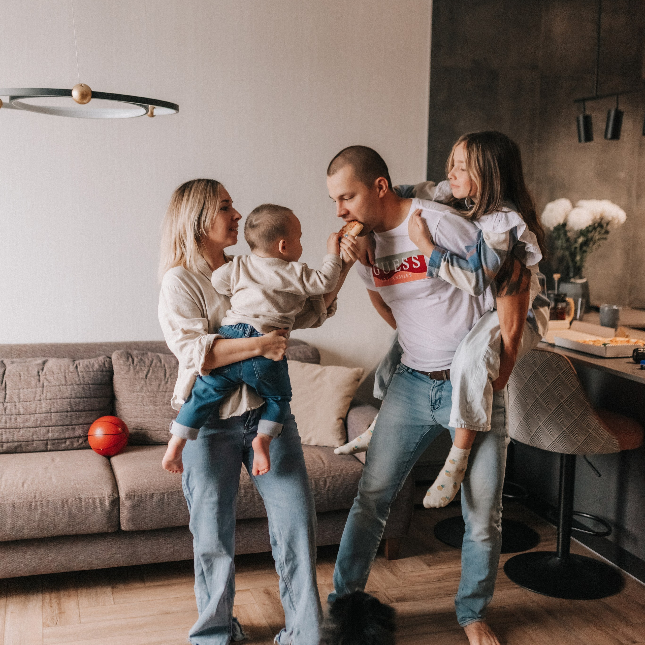 Настя, Рома, Катя и Лев