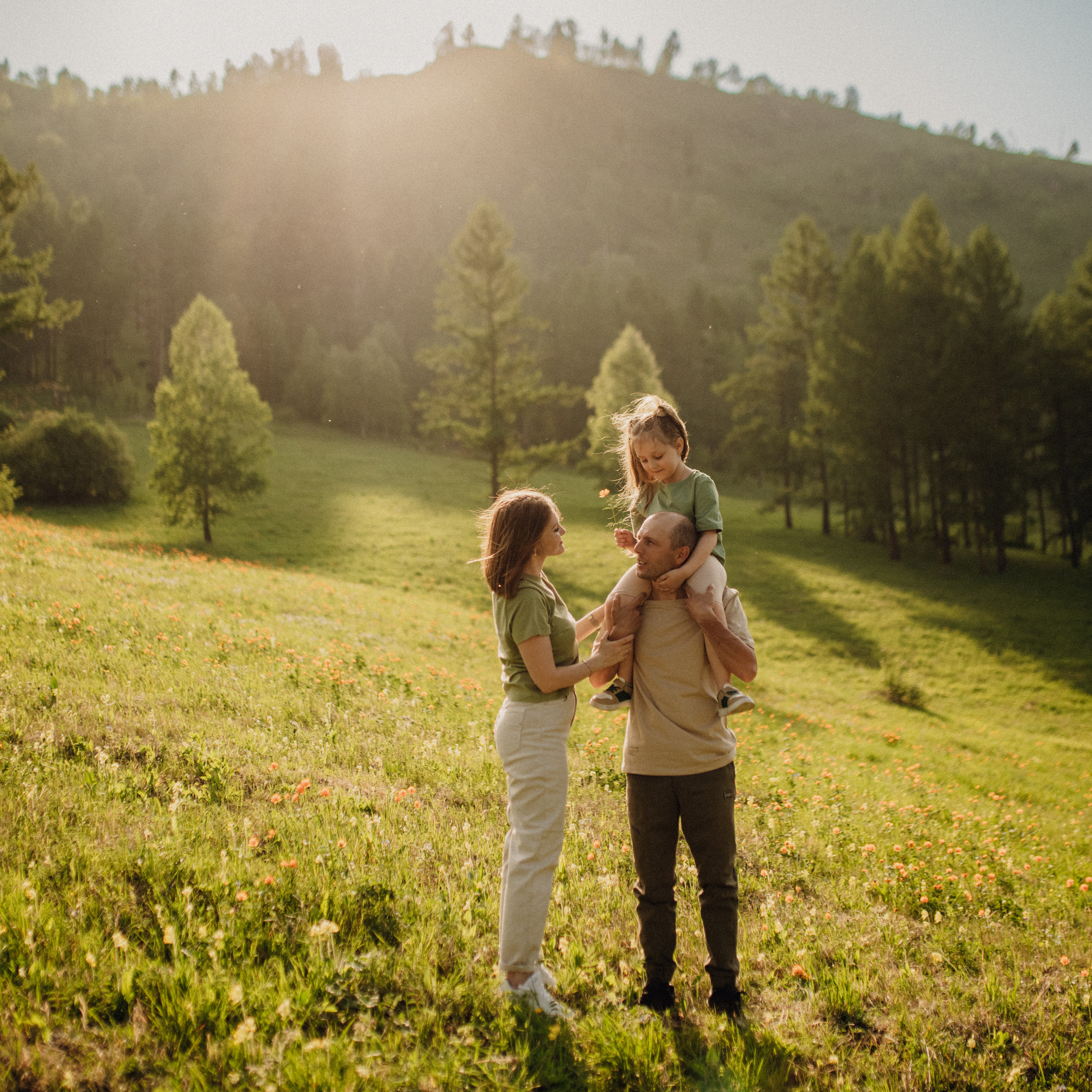 Горный Алтай. Юля, Рома и Варя