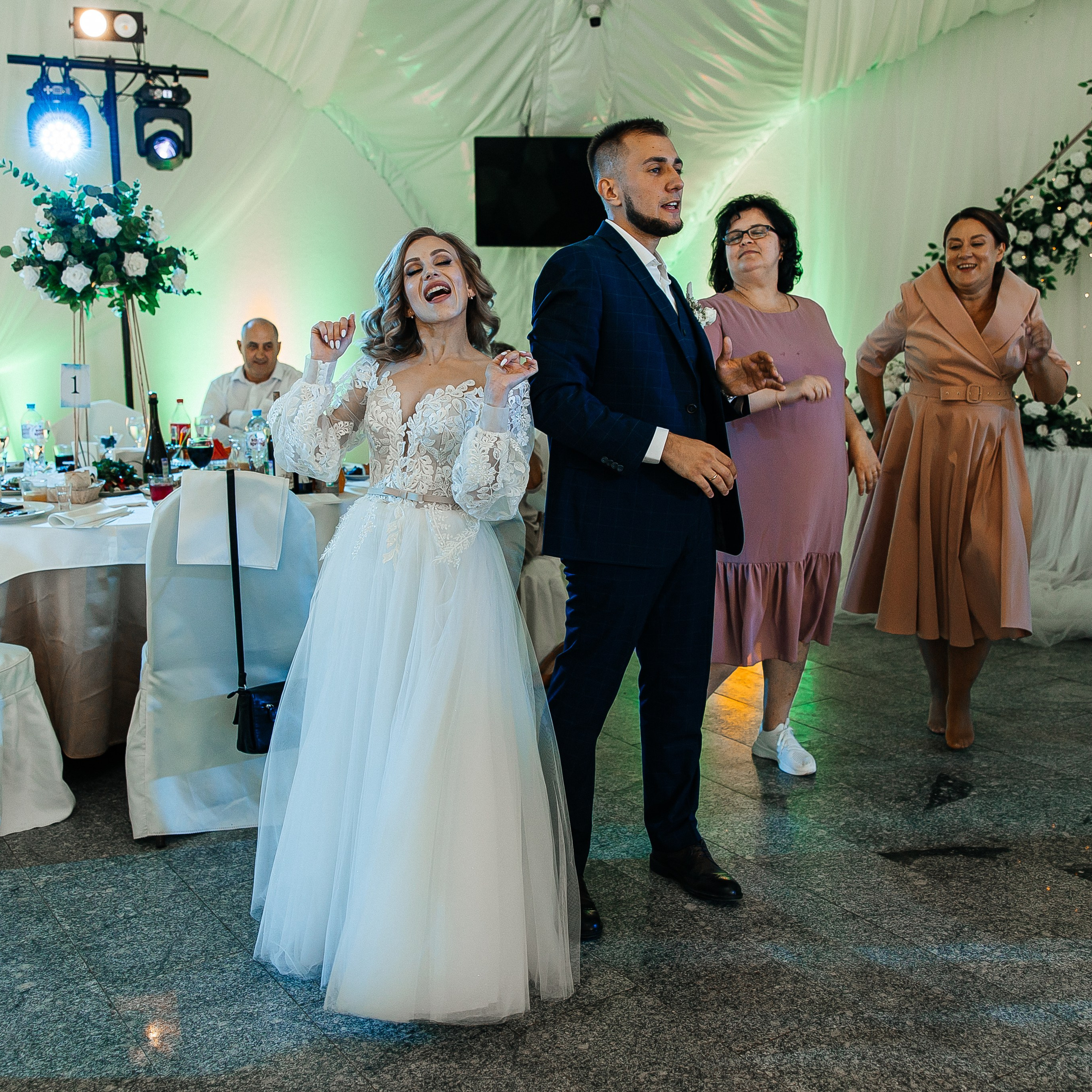 Оксана и Тимур. Свадебный и семейный фотограф Елизавета Ермак | Москва и МО