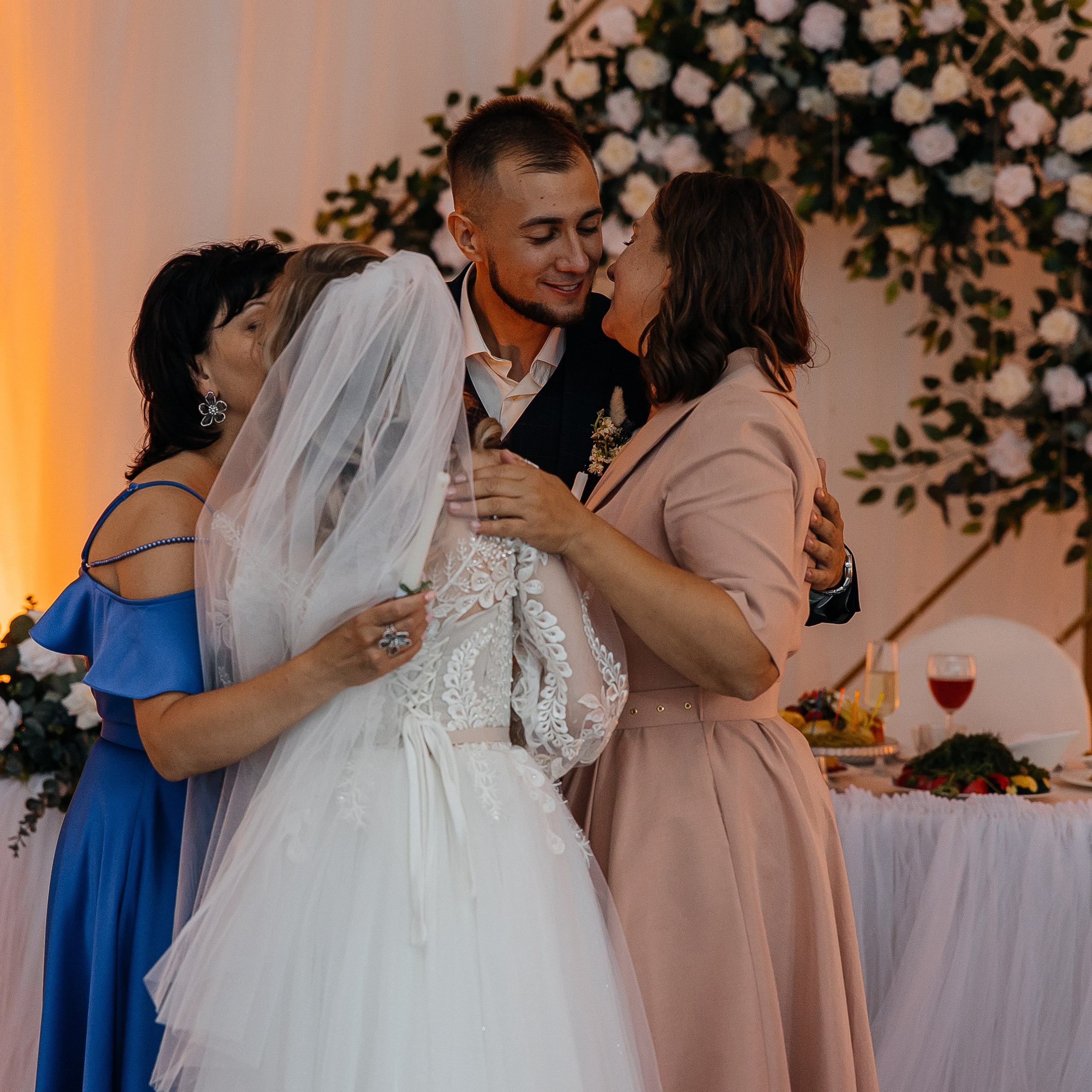 Оксана и Тимур. Свадебный и семейный фотограф Елизавета Ермак | Москва и МО