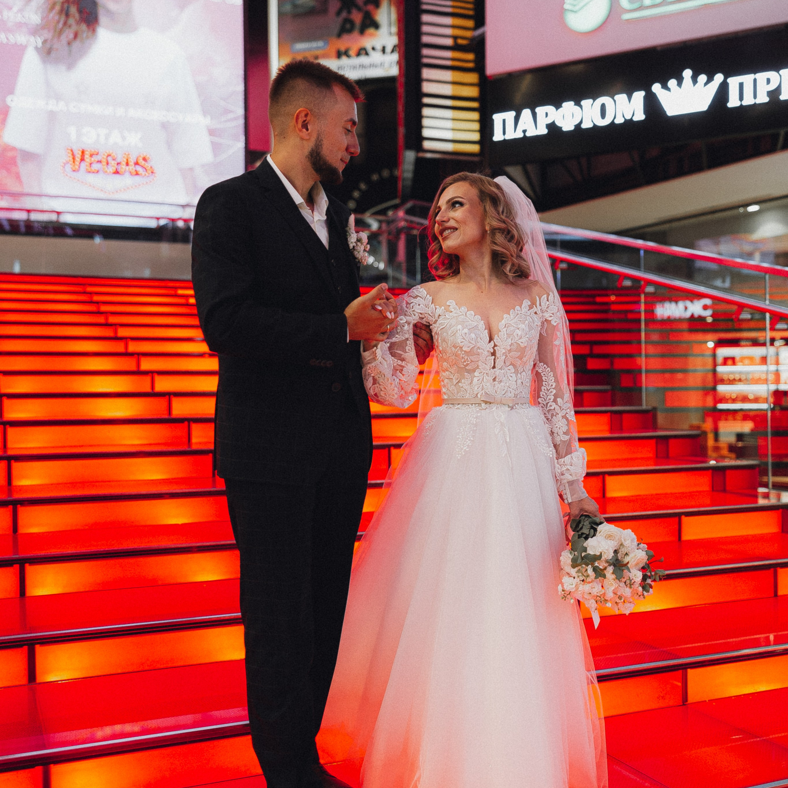 Оксана и Тимур. Свадебный и семейный фотограф Елизавета Ермак | Москва и МО