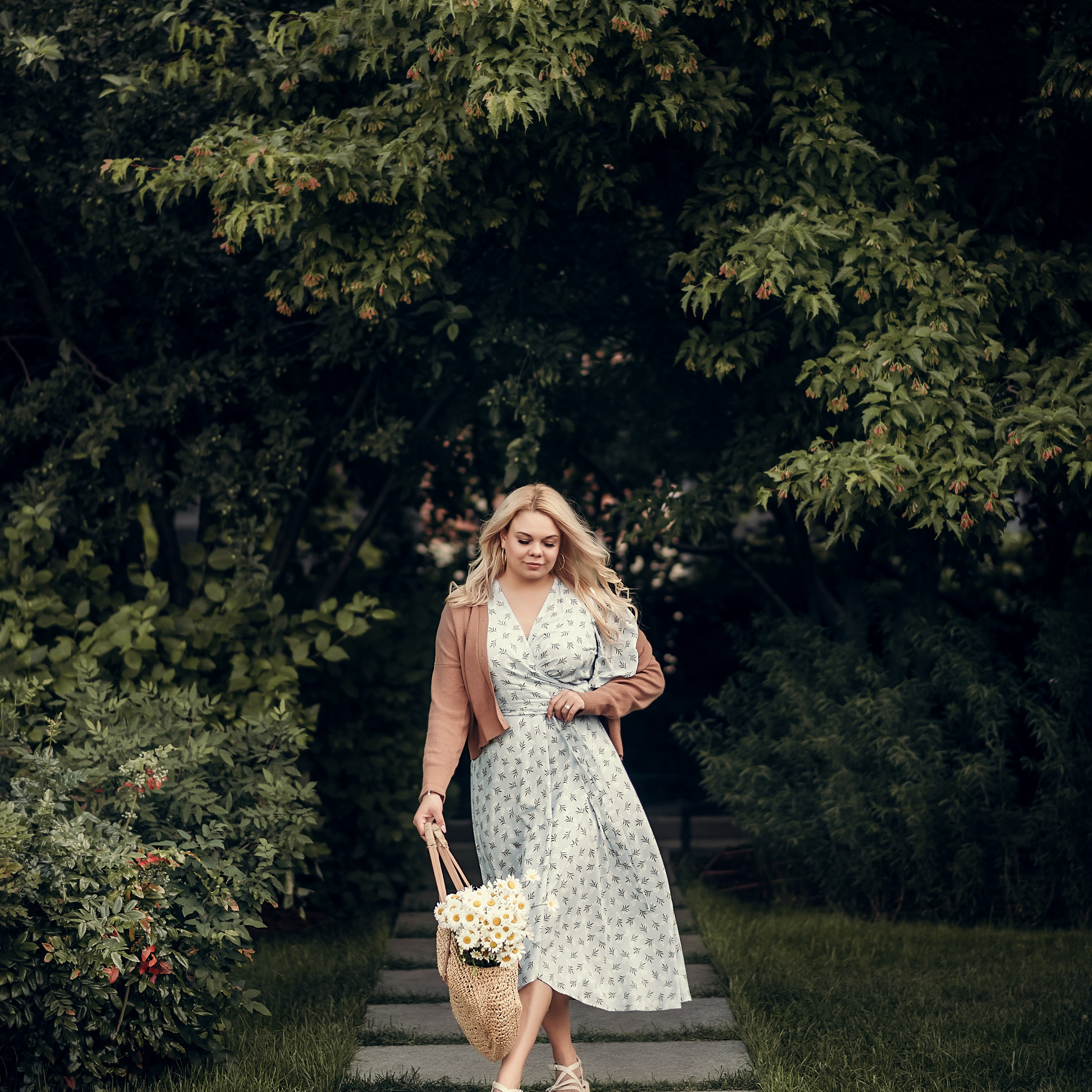 Съёмка девушки Plus size. Фотограф в Санкт- Петербурге Мария Золотарь