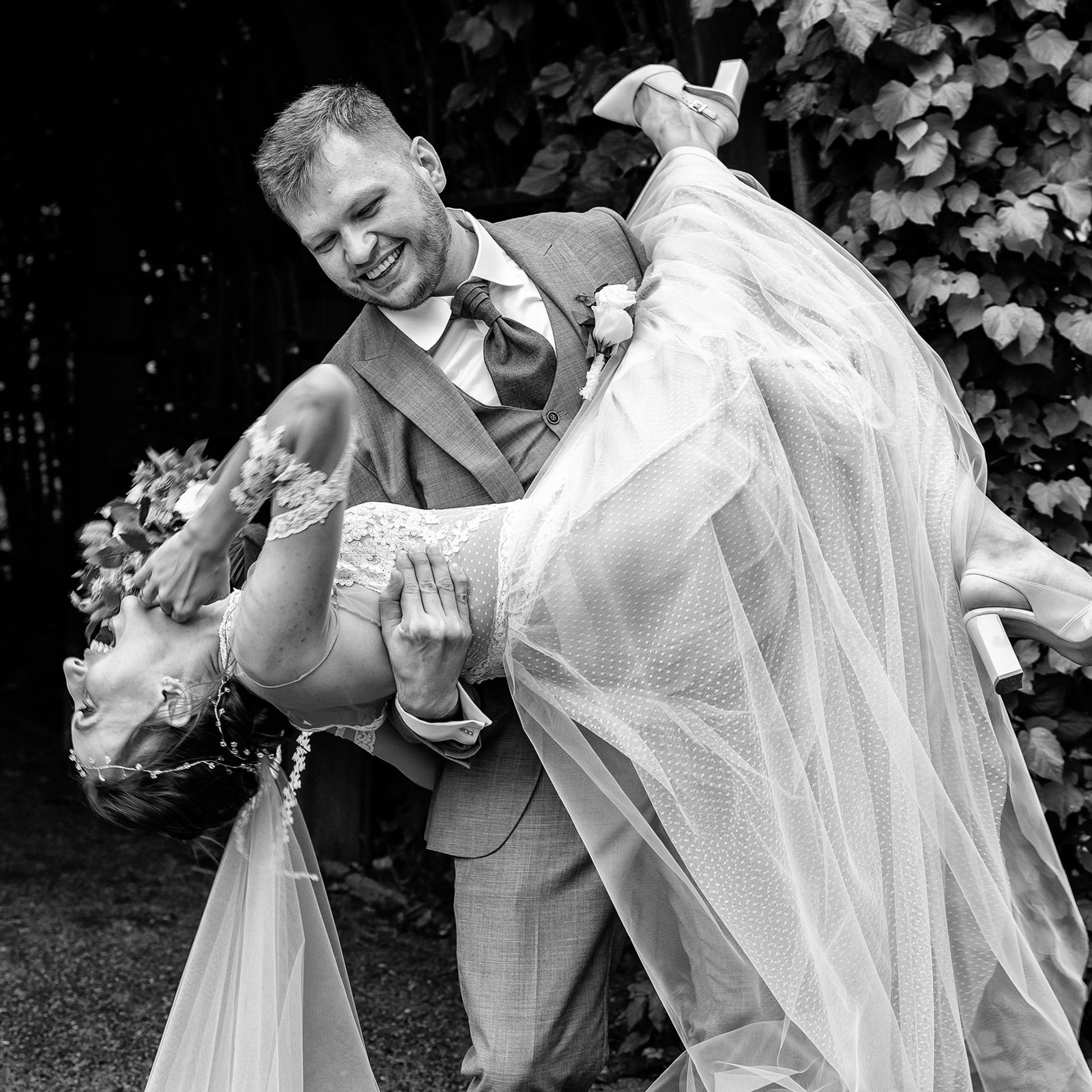 Elegant Wedding Photography Services in Montenegro. Photographer in Montenegro | Фотограф в Черногории